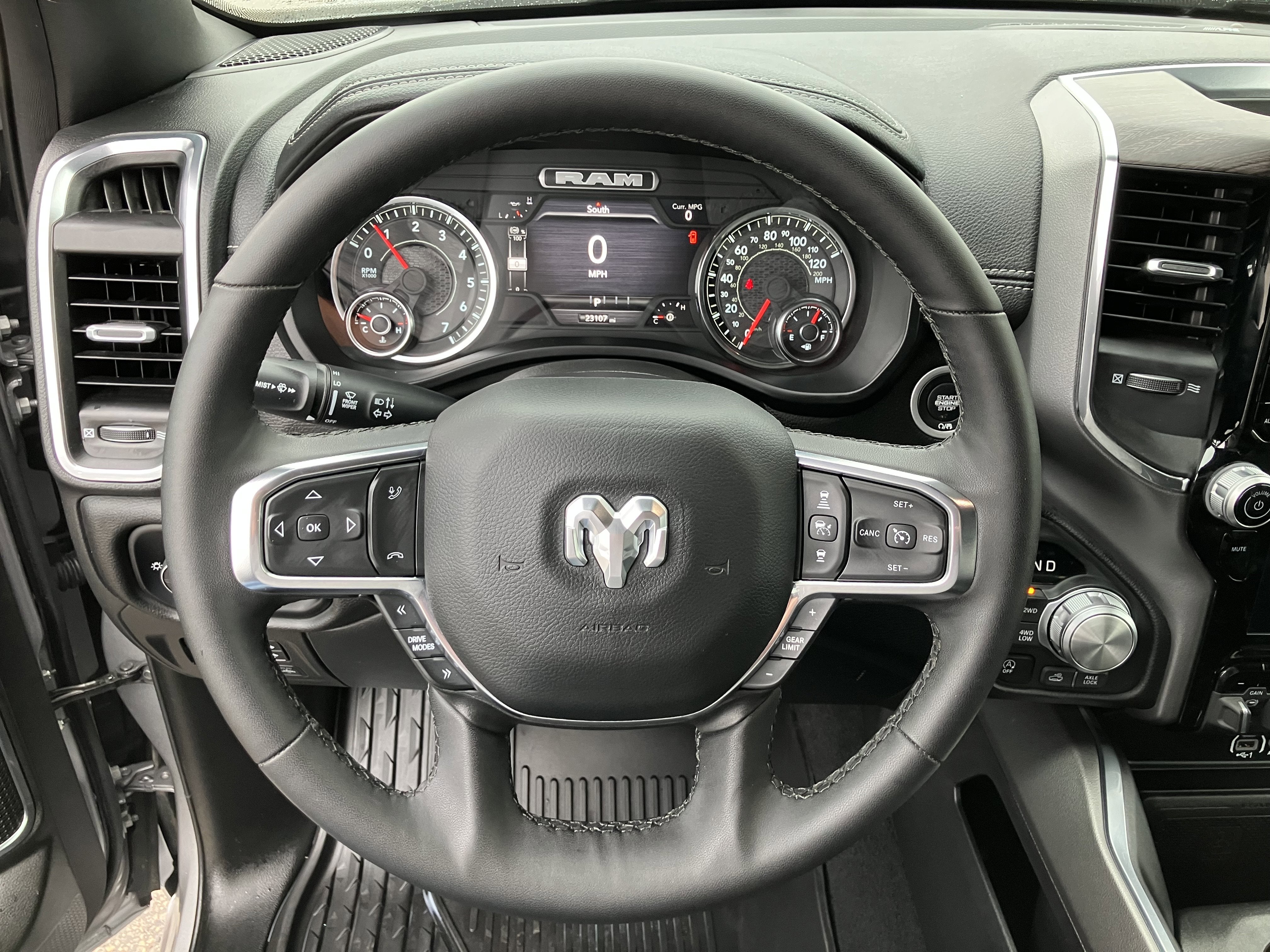 2025 RAM 1500 Laramie