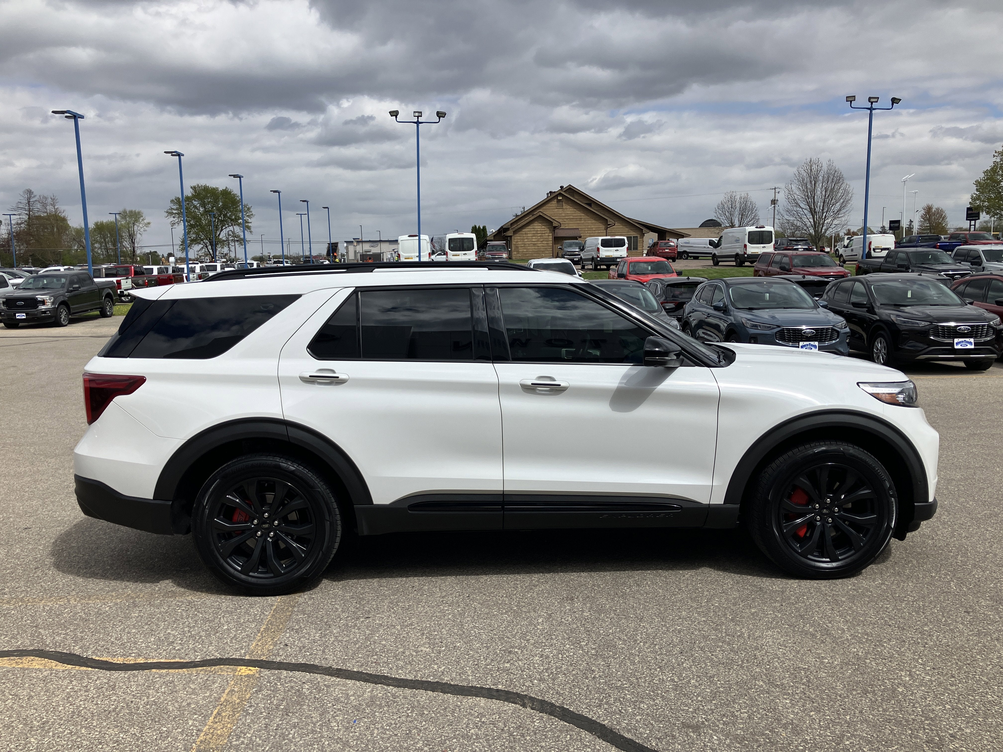 2020 Ford Explorer ST
