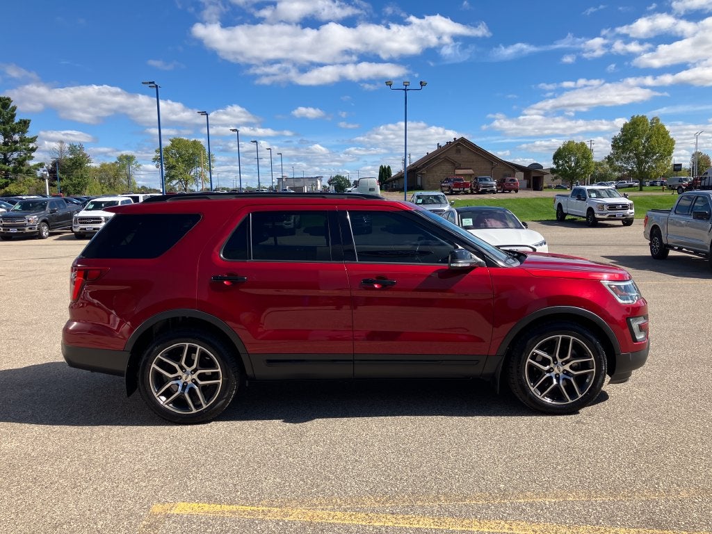 2017 Ford Explorer Sport