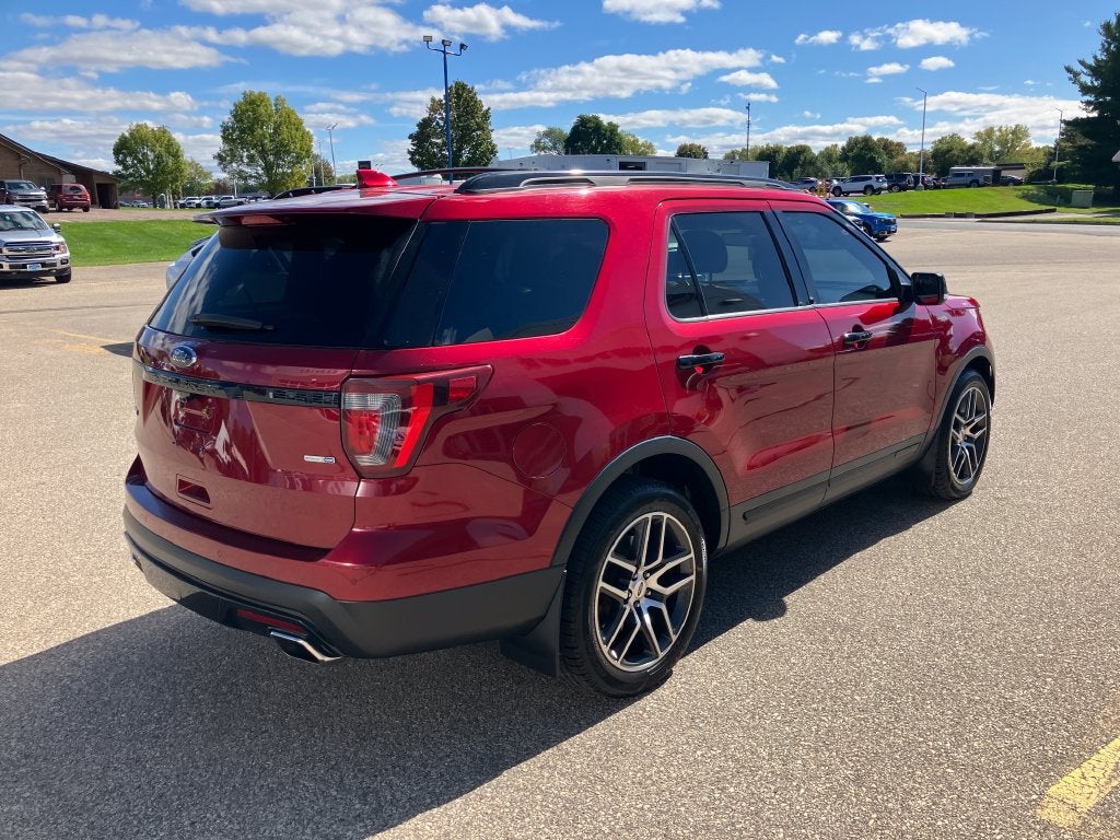 2017 Ford Explorer Sport