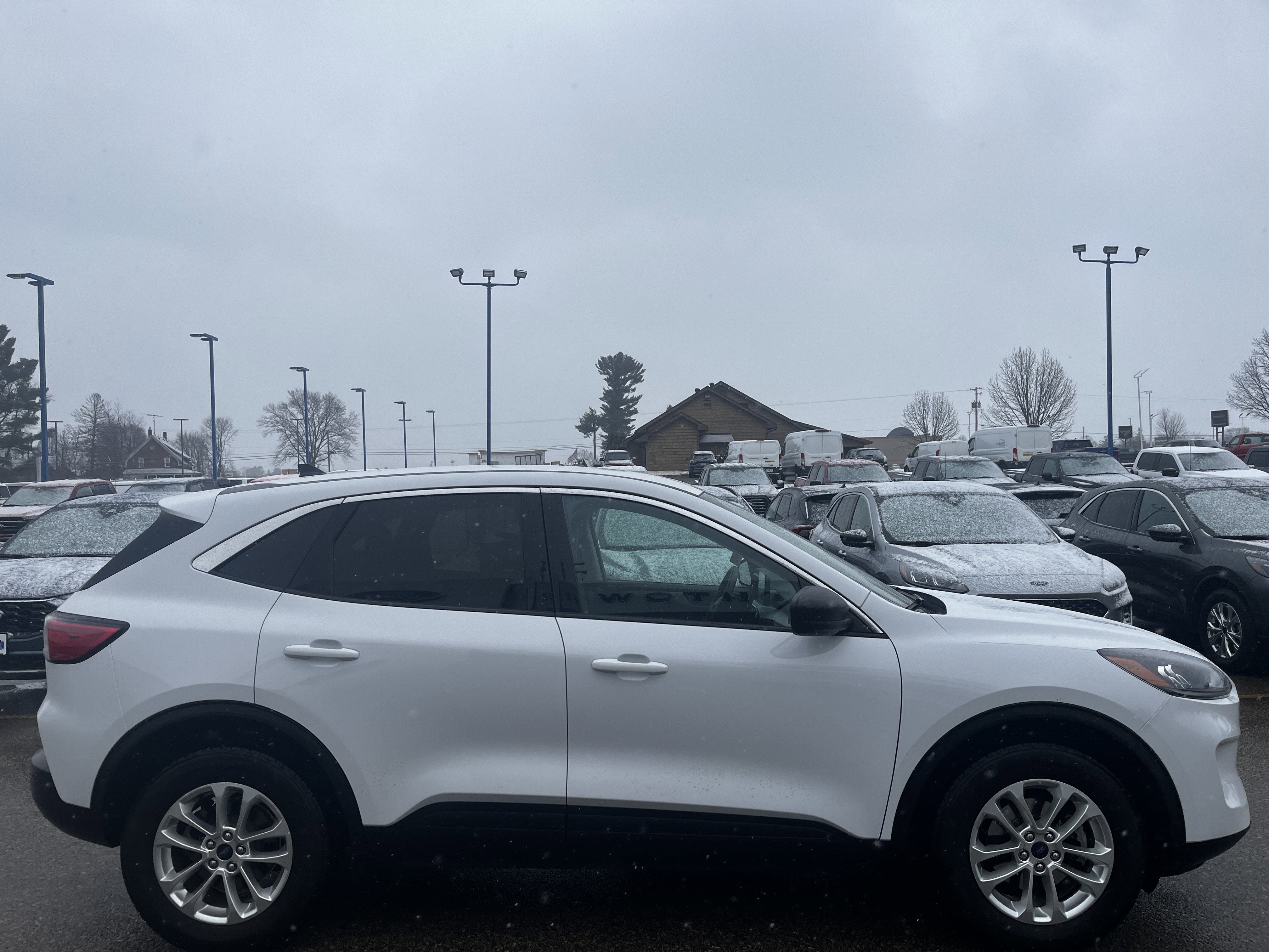 2022 Ford Escape SE