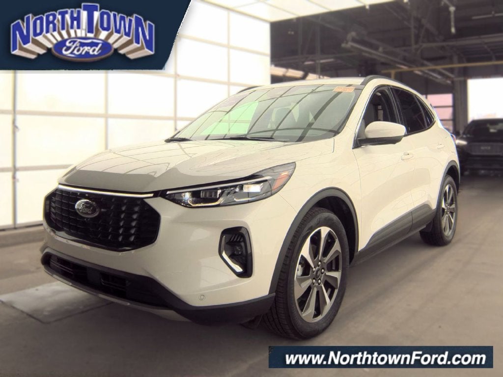 2023 Ford Escape Platinum