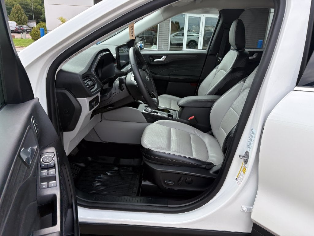 2023 Ford Escape Platinum