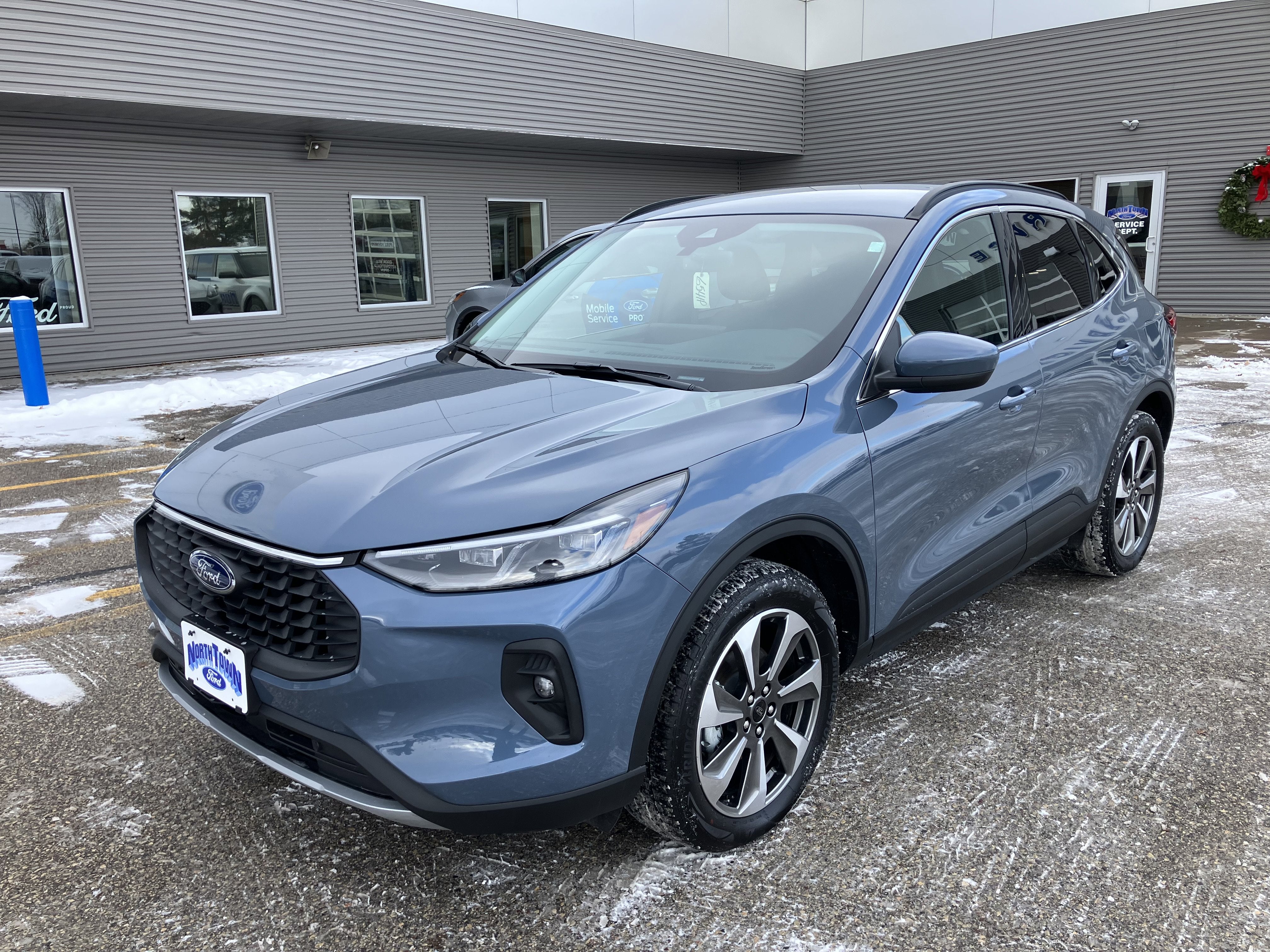 2025 Ford Escape Platinum