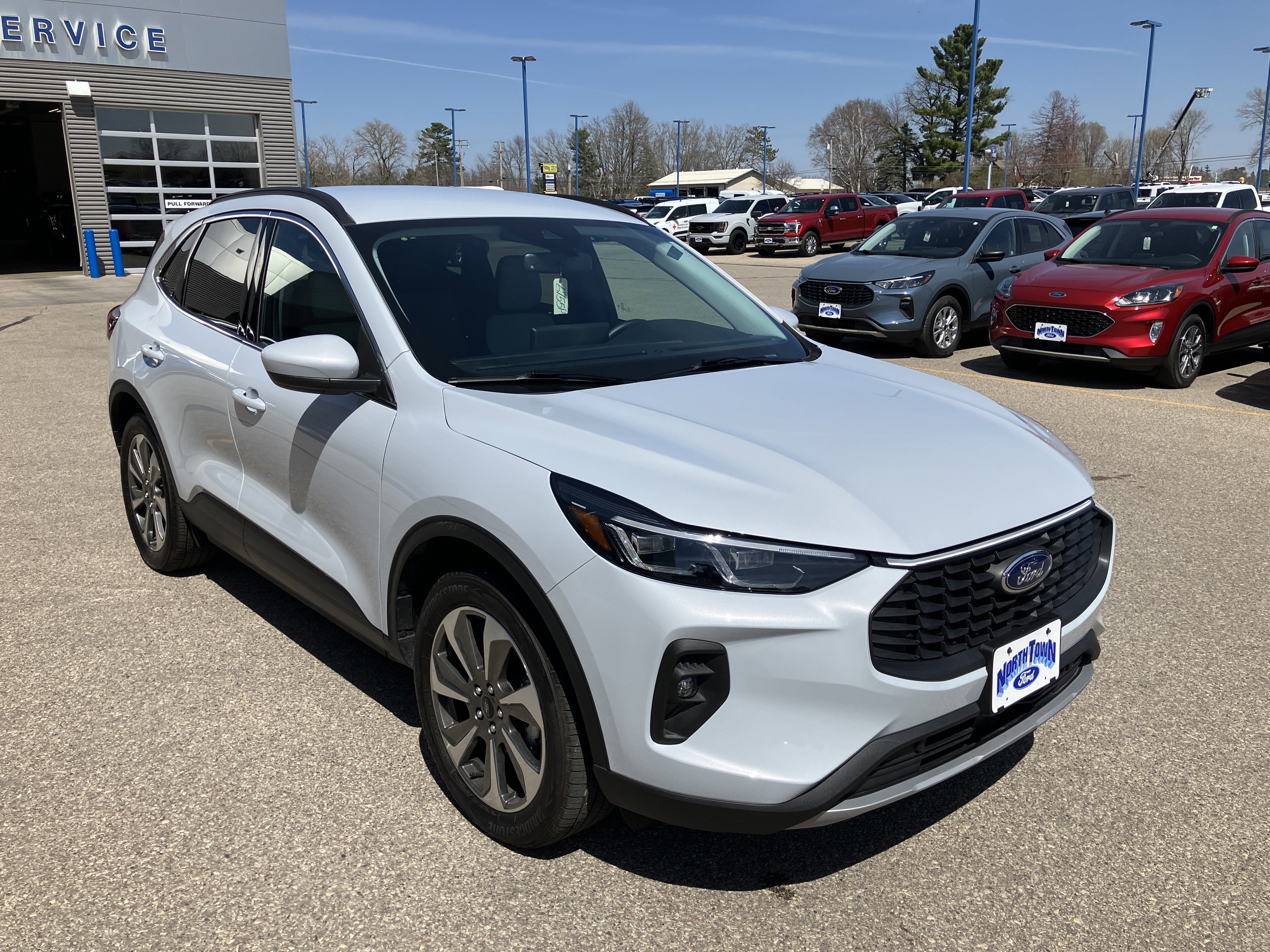 2025 Ford Escape Platinum