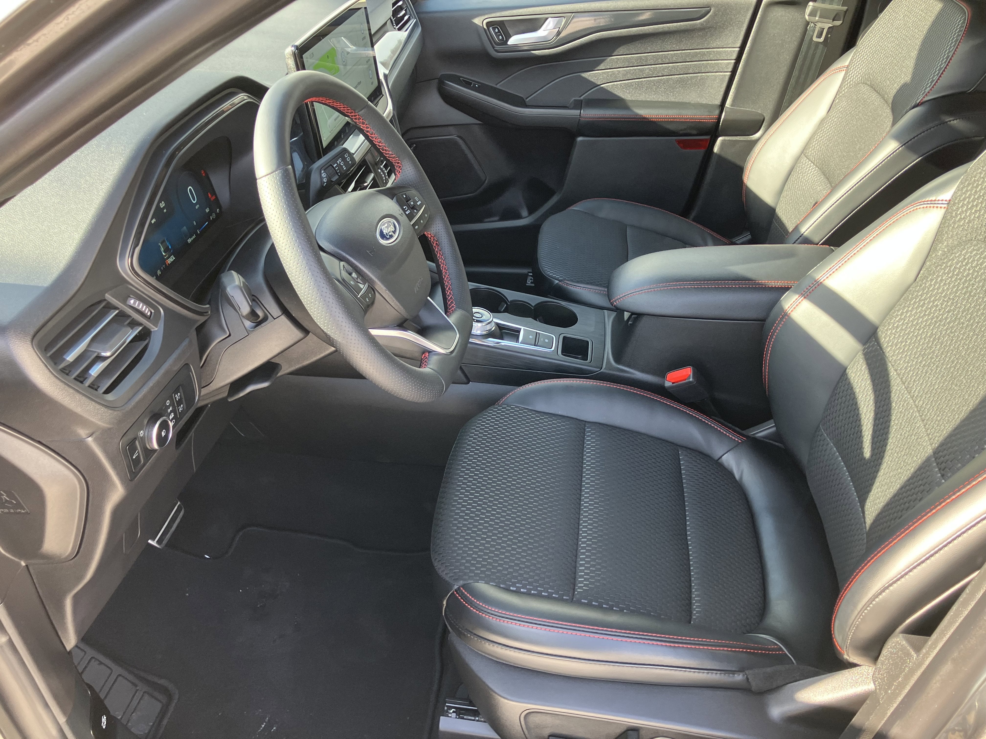 2024 Ford Escape ST-Line Select