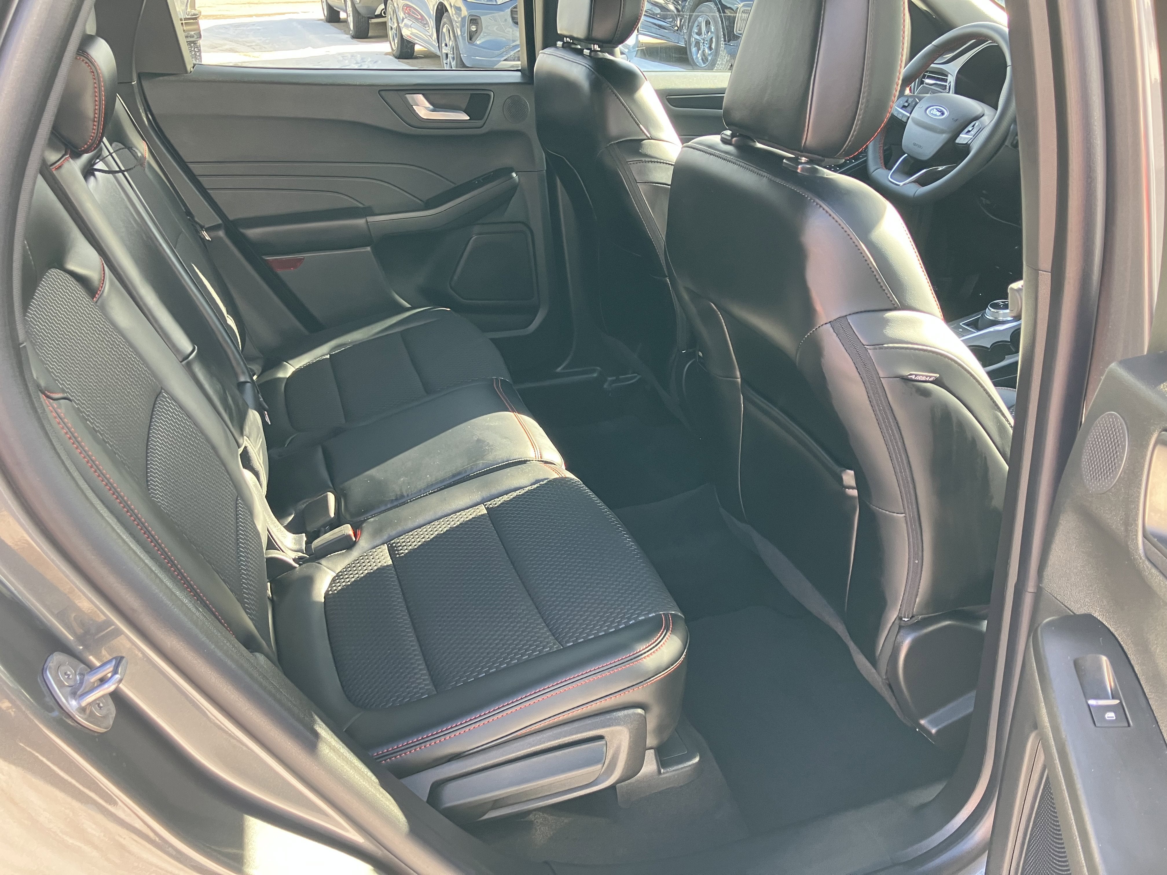 2024 Ford Escape ST-Line Select