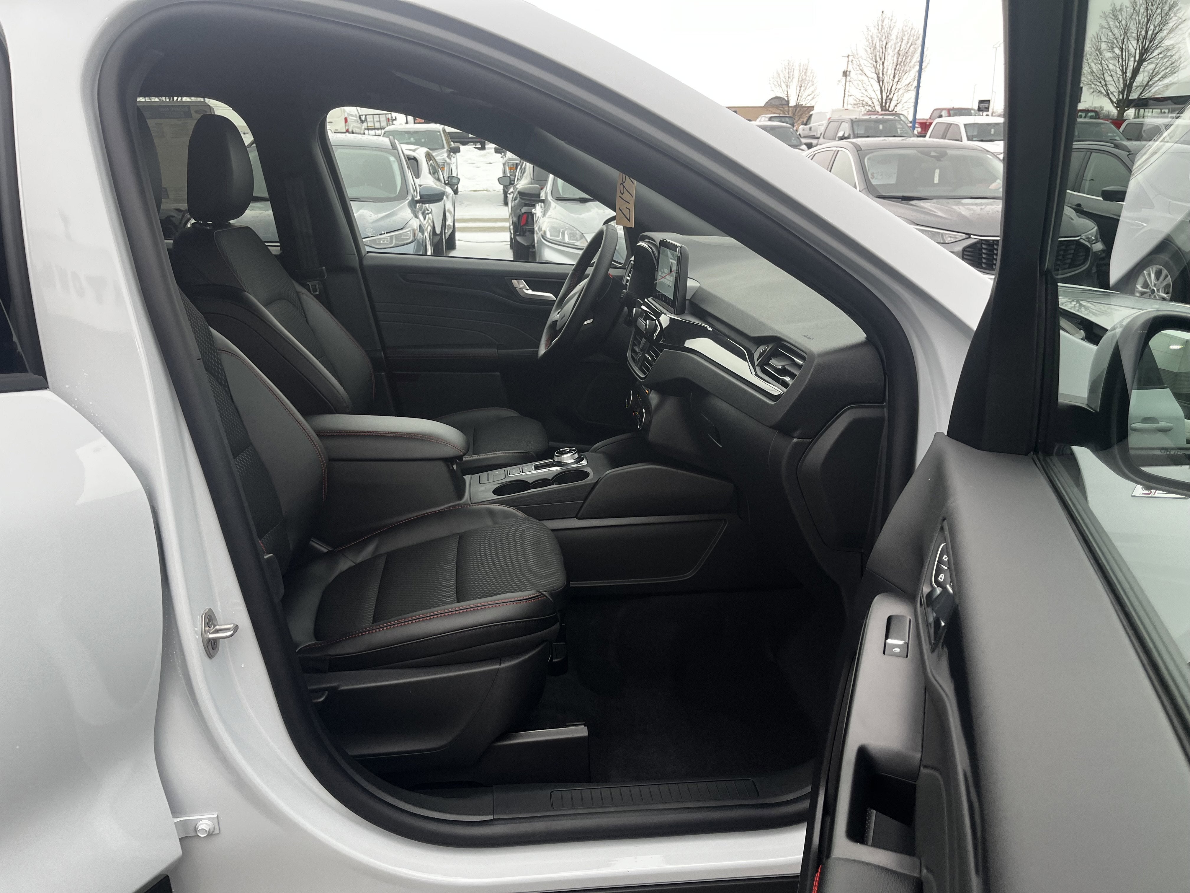 2026 Ford Escape ST-Line Select