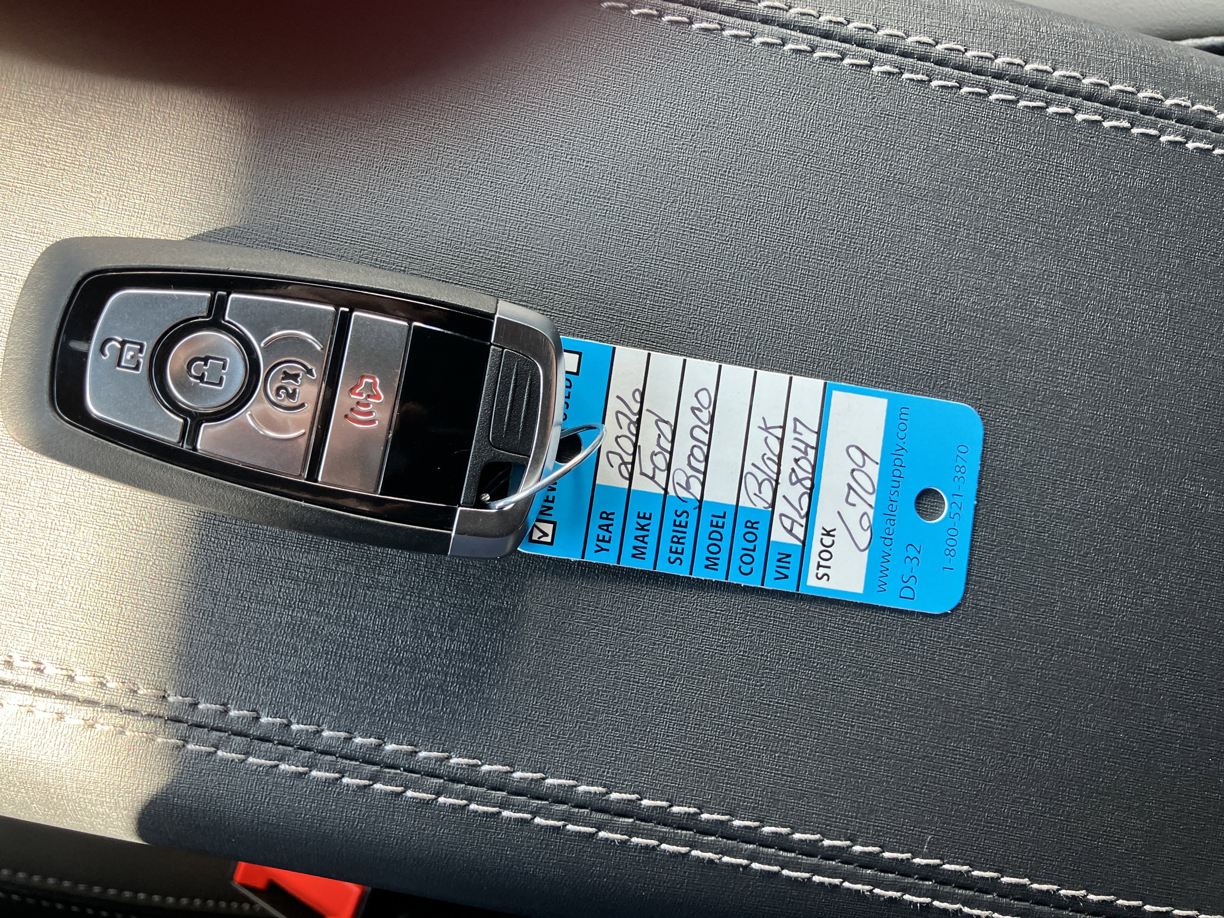 2026 Ford Bronco Outer Banks