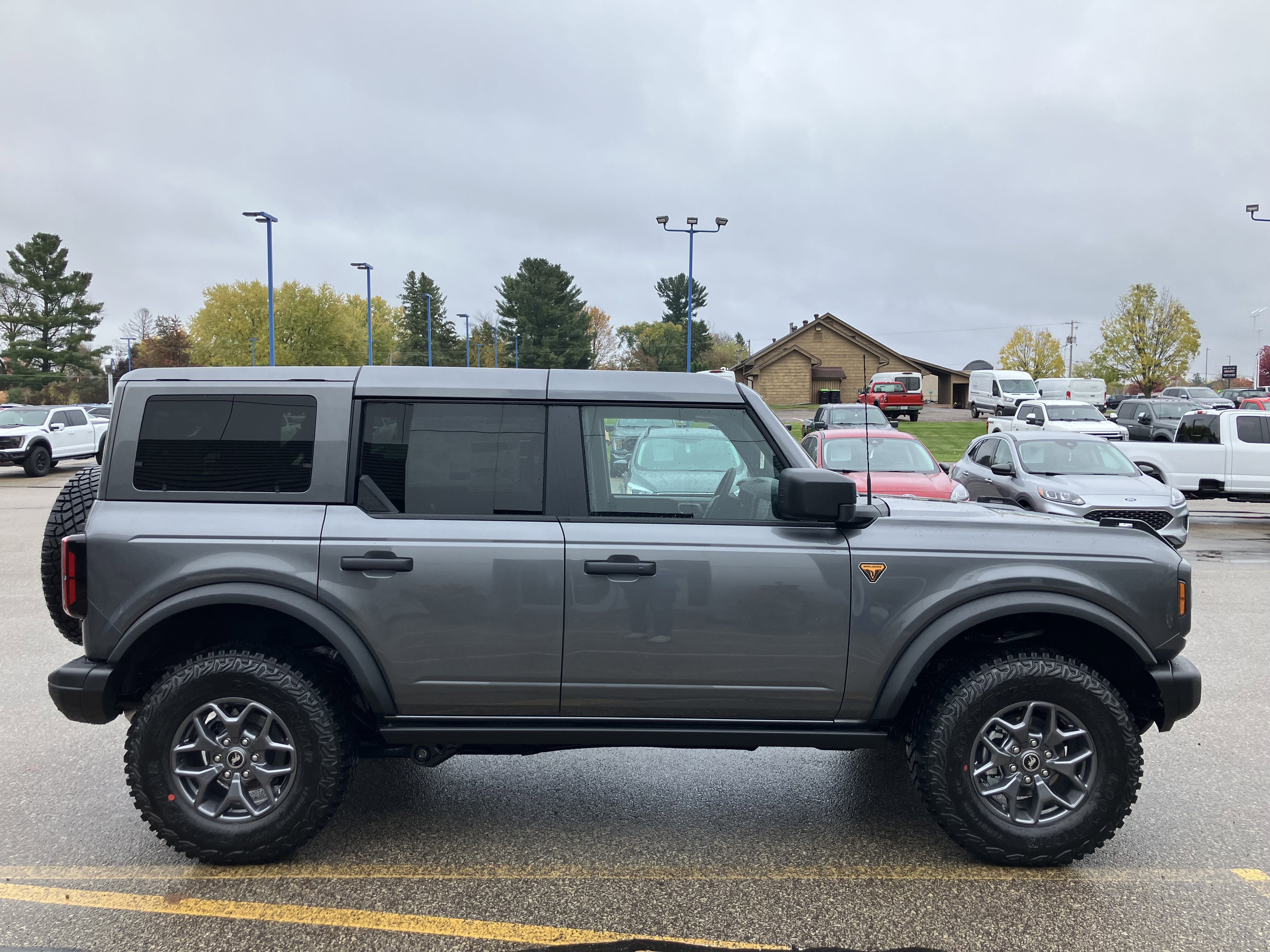 2025 Ford Bronco Badlands