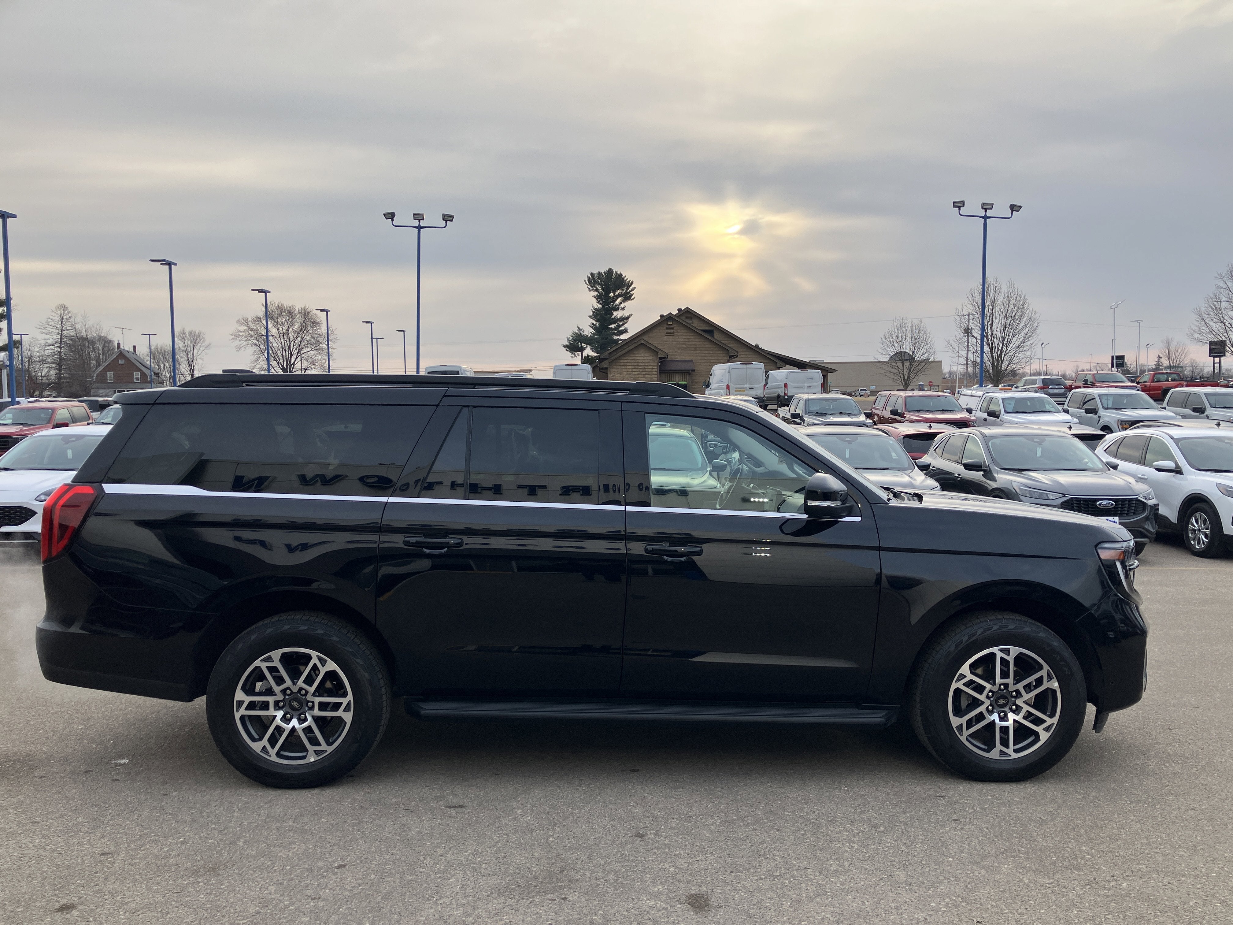 2025 Ford Expedition Max Active