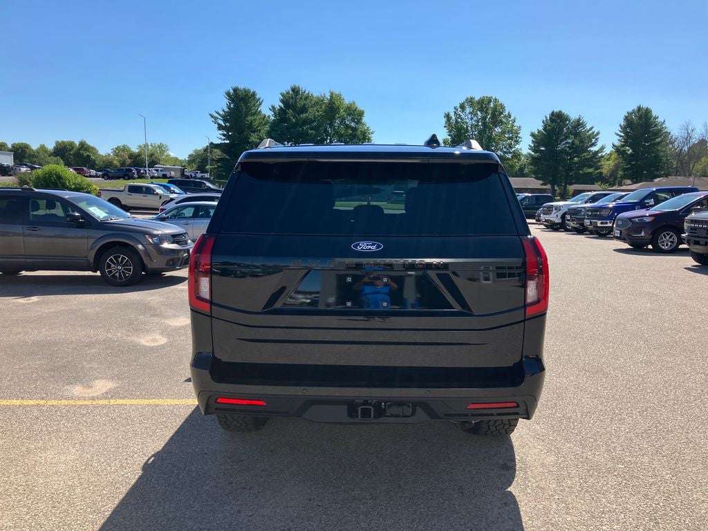 2027 Ford Expedition Tremor