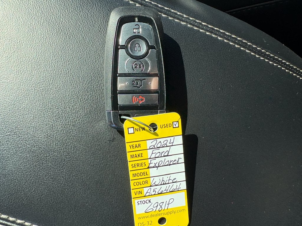 2024 Ford Explorer XLT