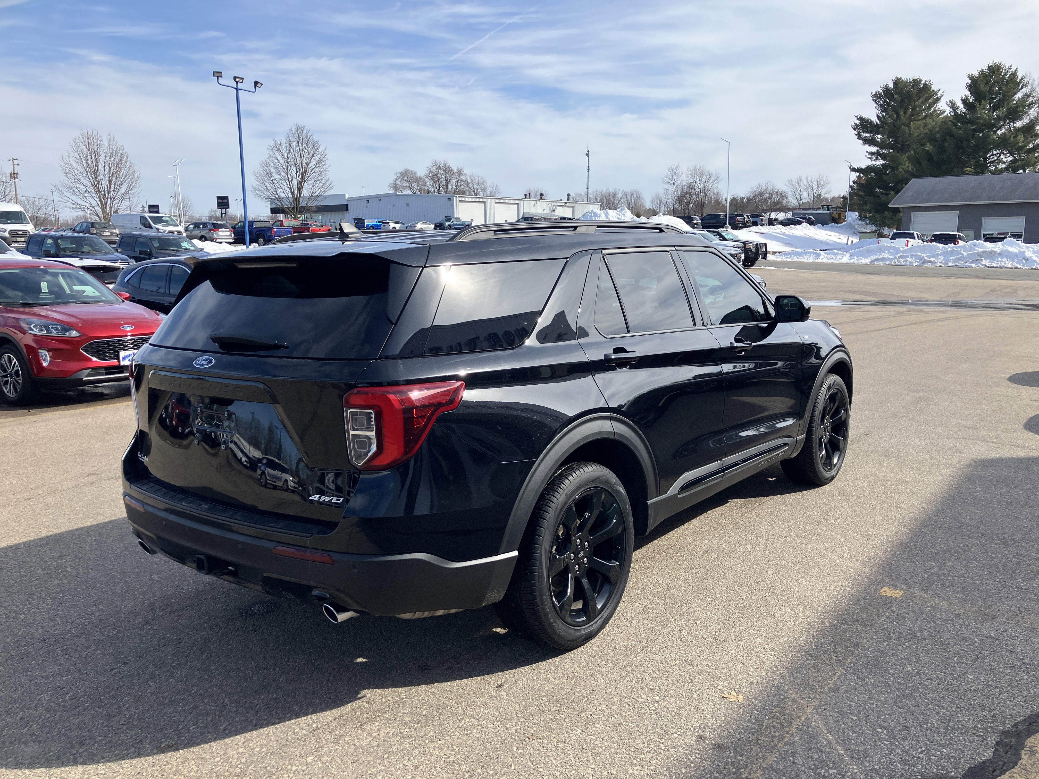 2023 Ford Explorer ST-Line
