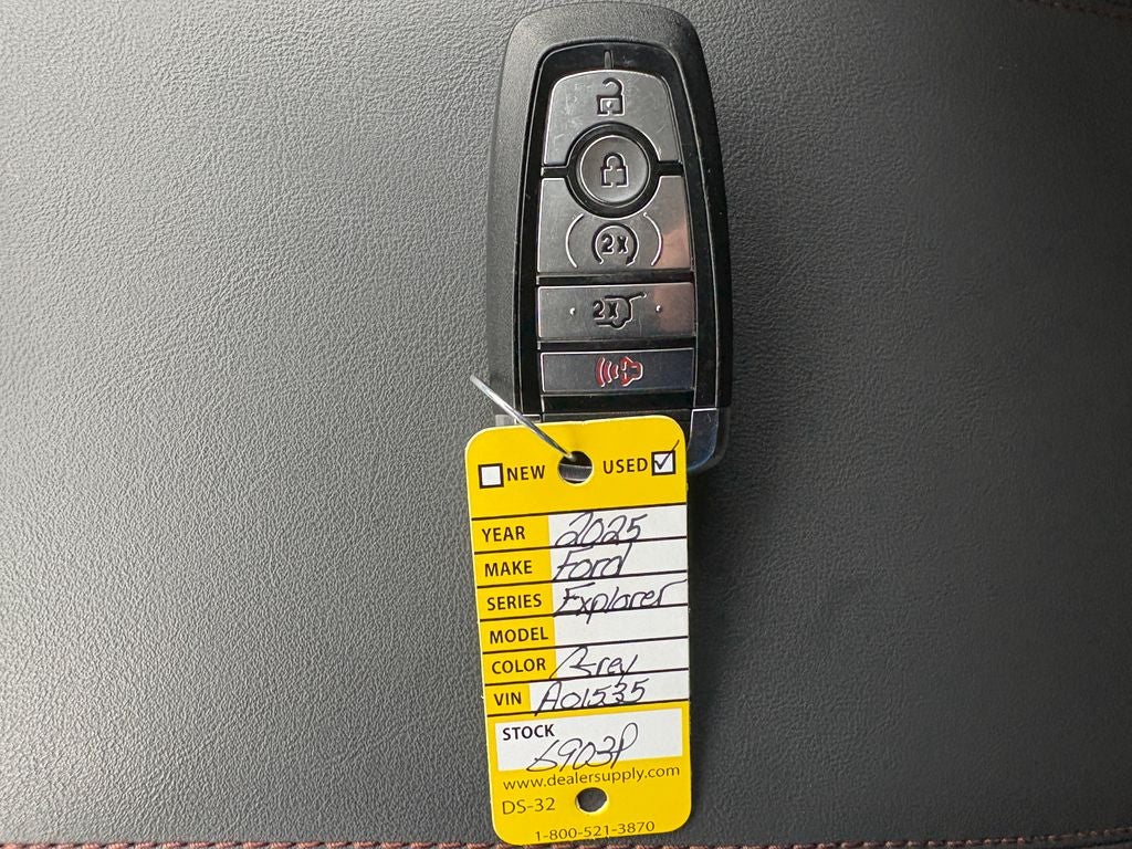 2025 Ford Explorer Active