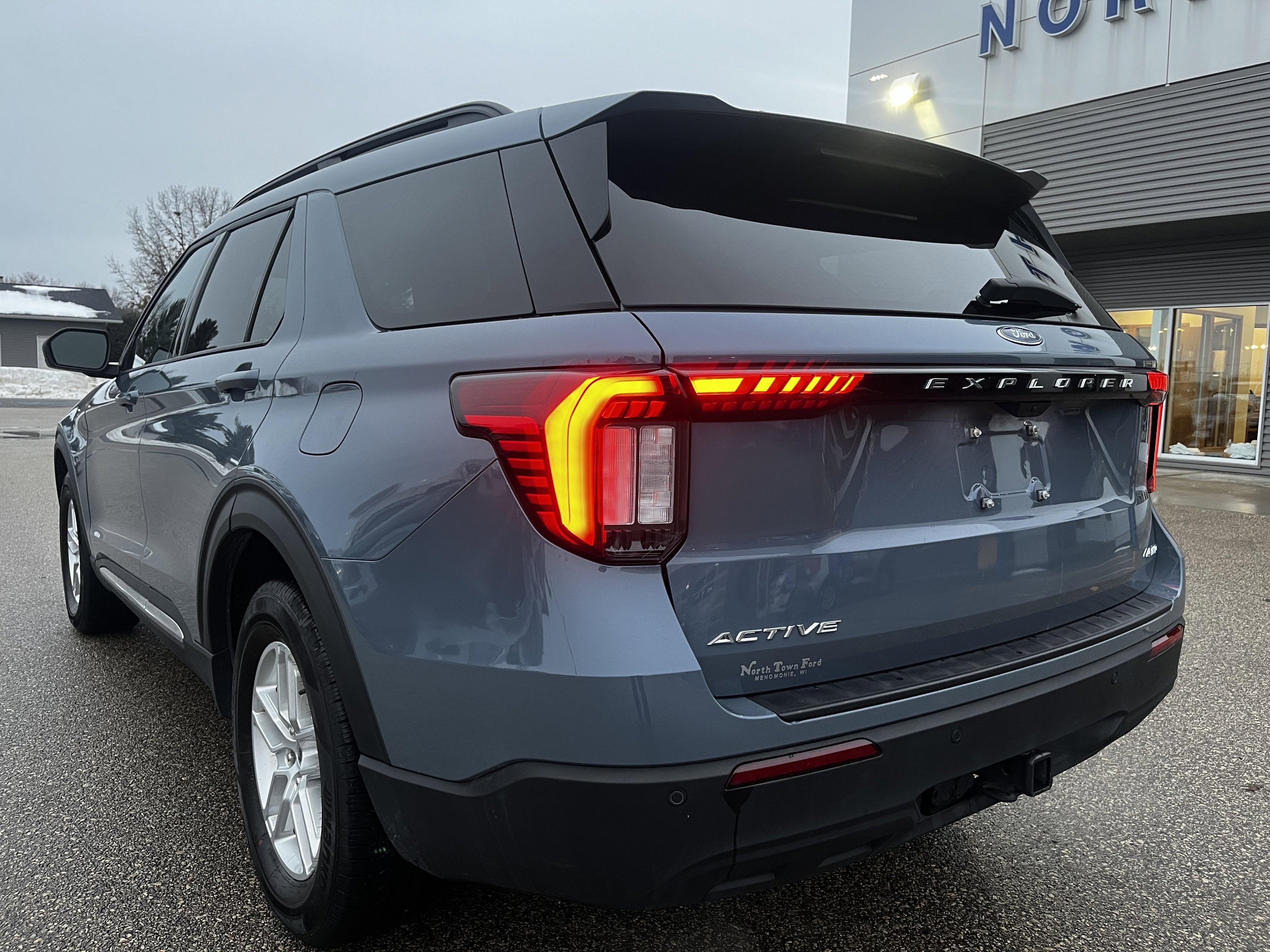 2025 Ford Explorer Active