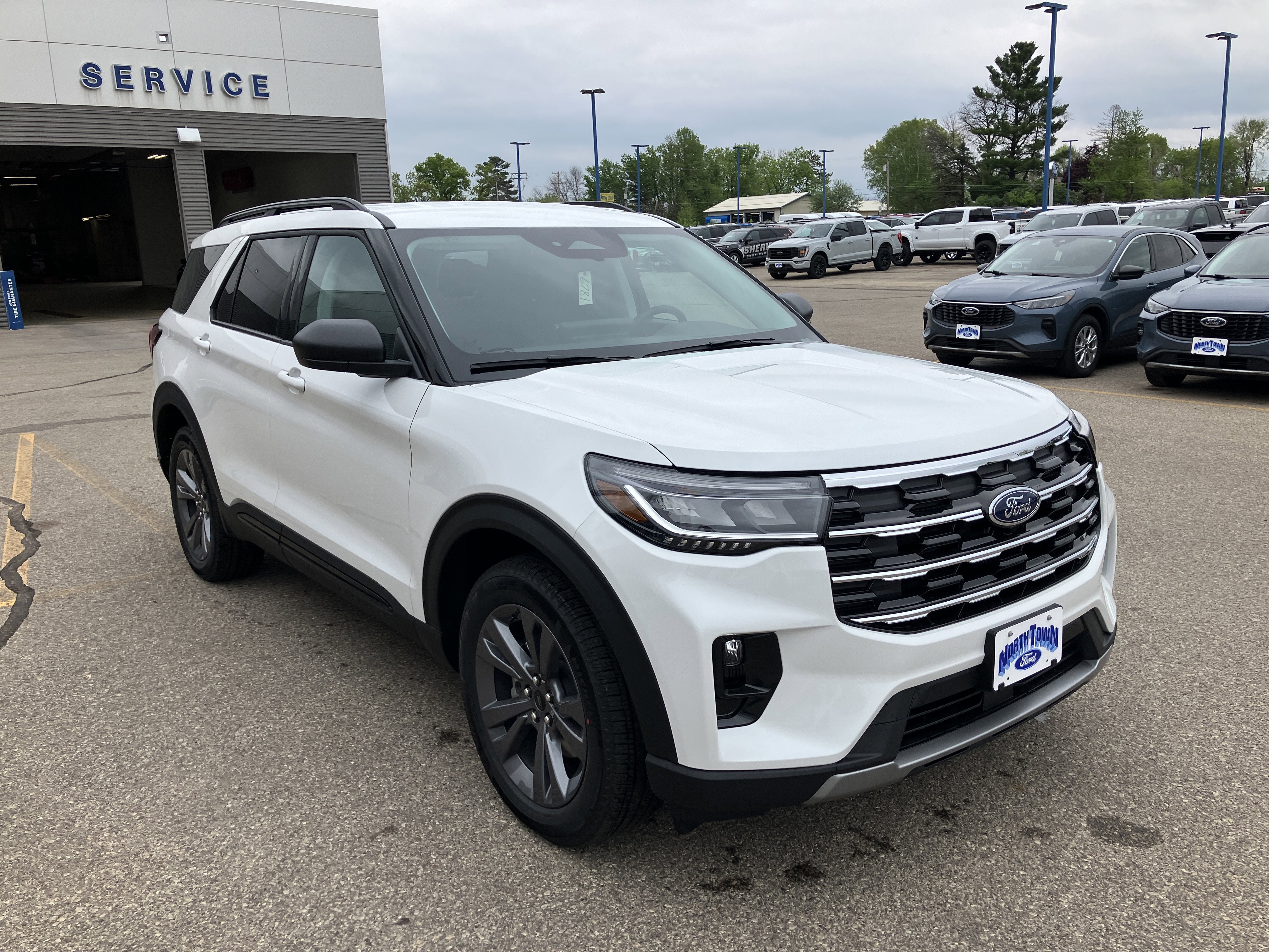 2026 Ford Explorer Active