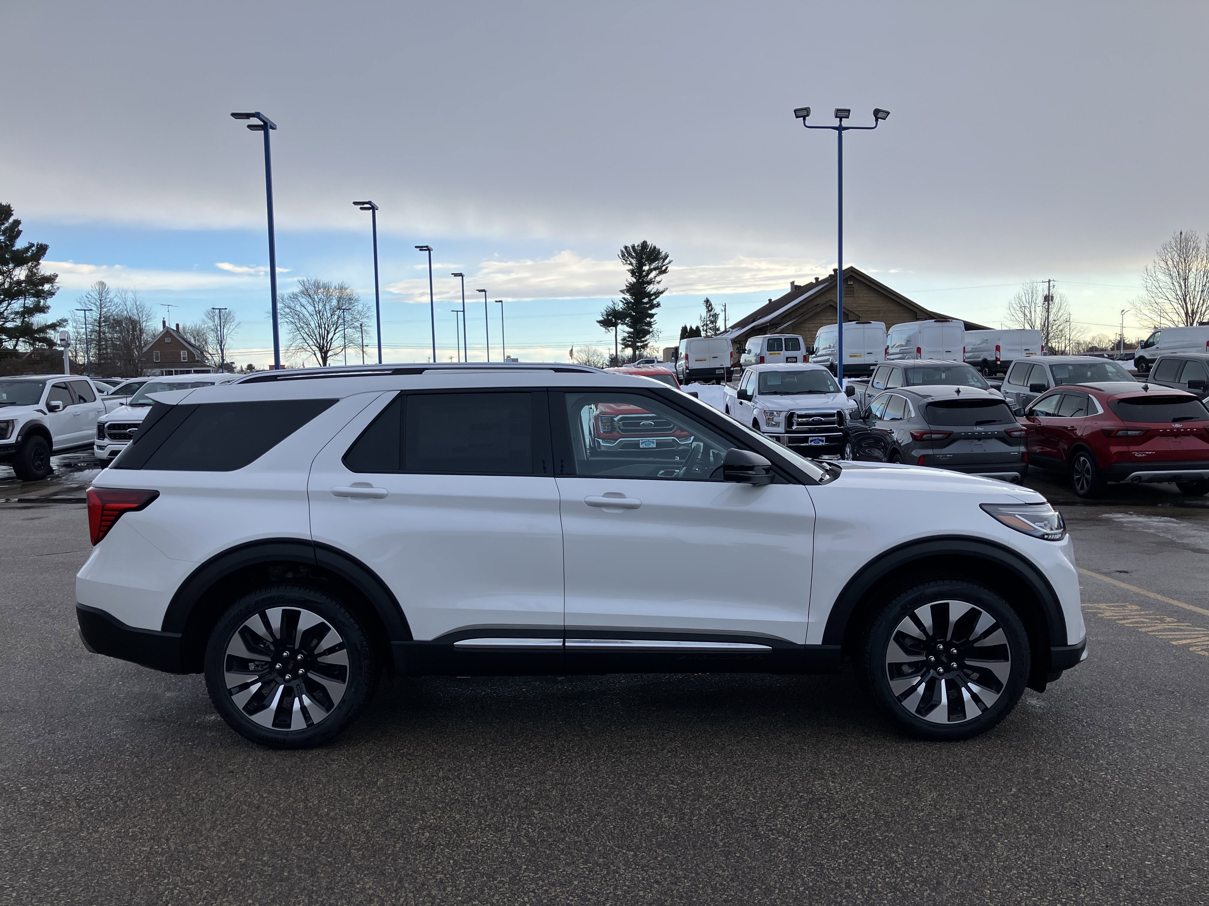 2026 Ford Explorer Platinum