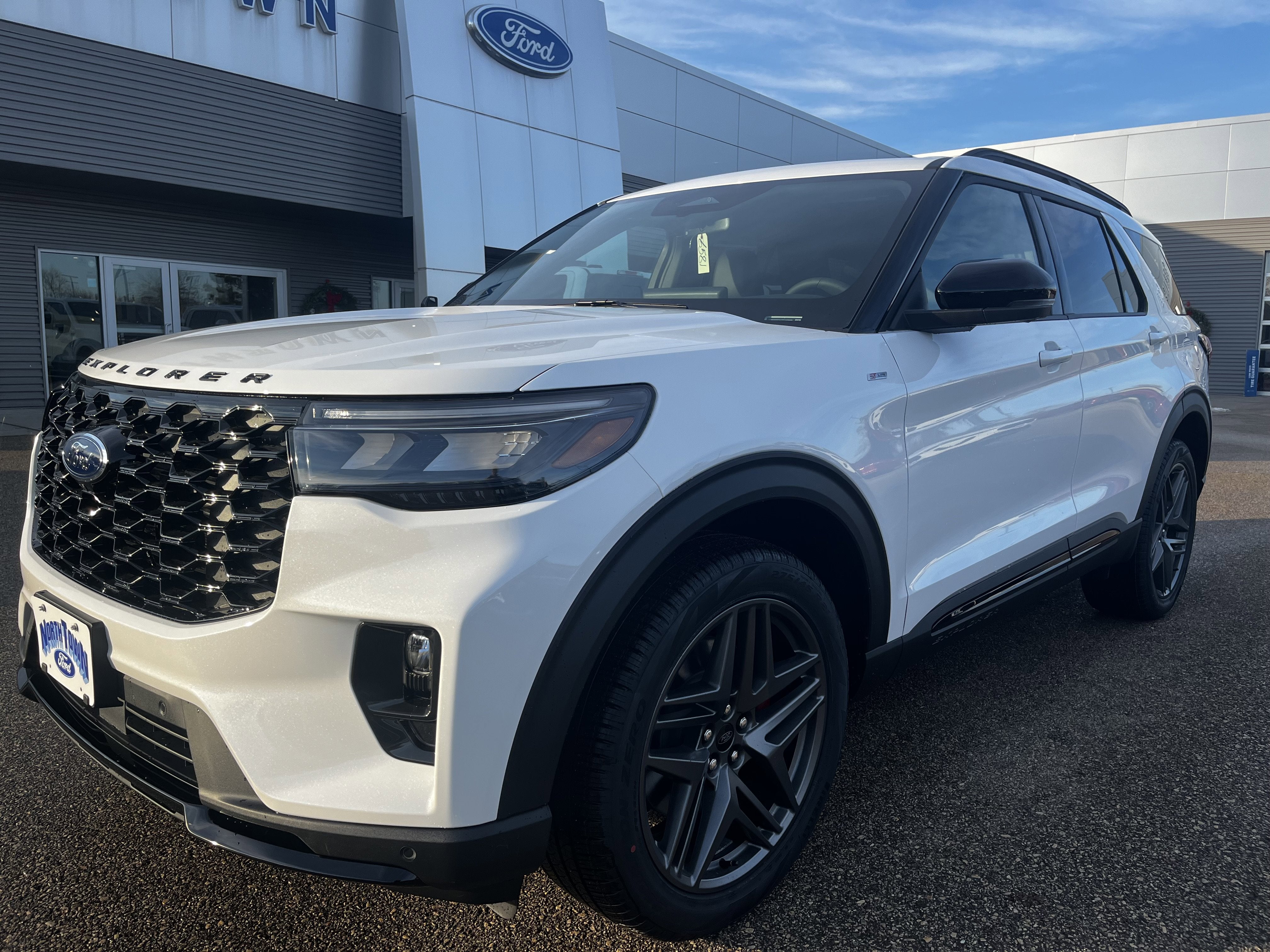 2026 Ford Explorer ST-Line