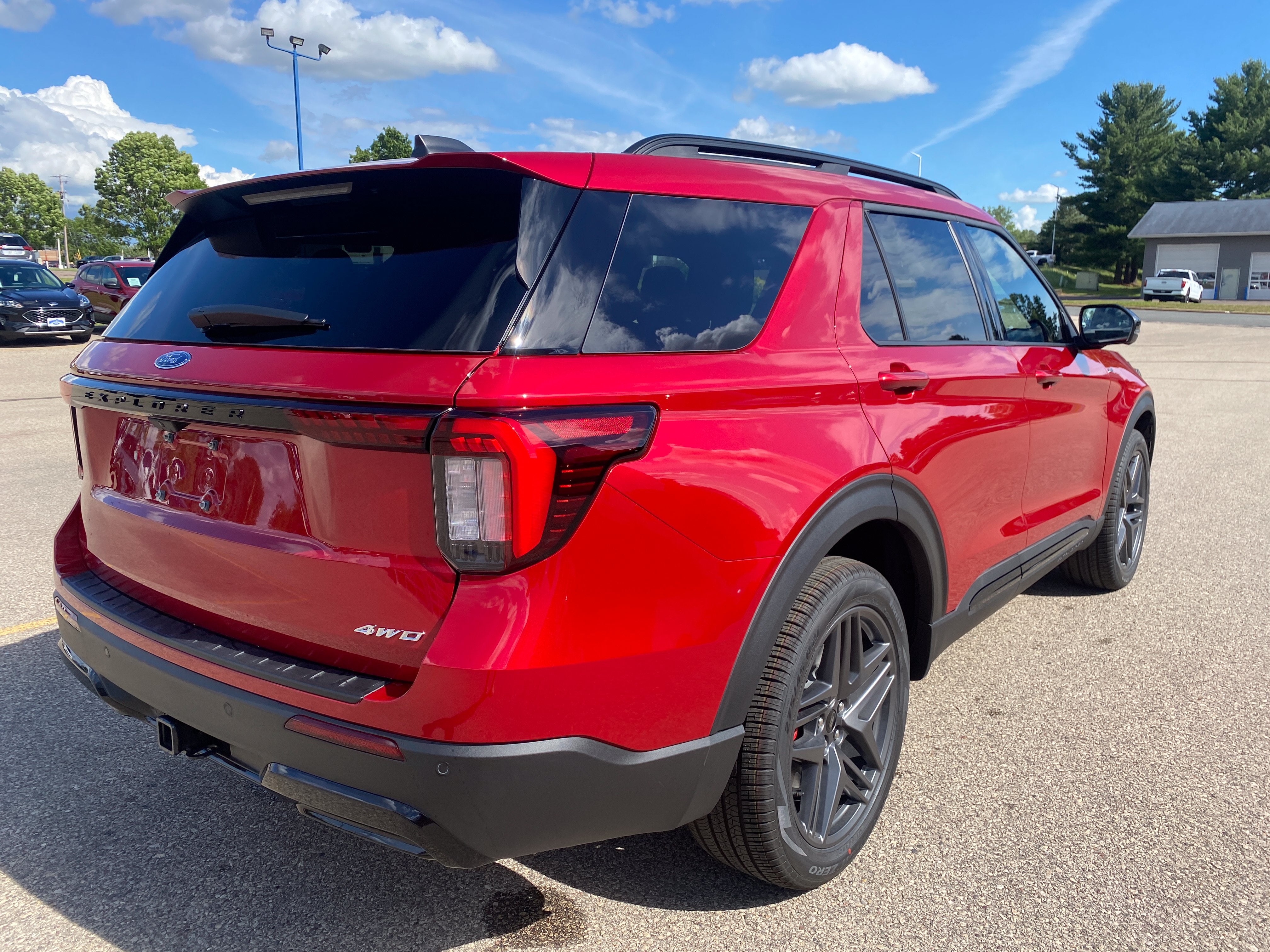 2026 Ford Explorer ST-Line