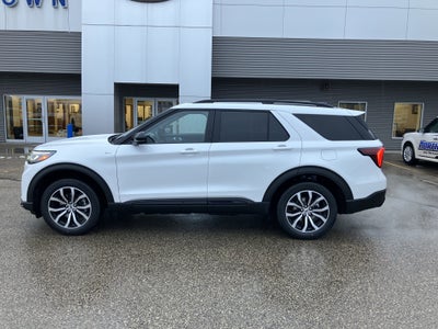 2026 Ford Explorer ST-Line