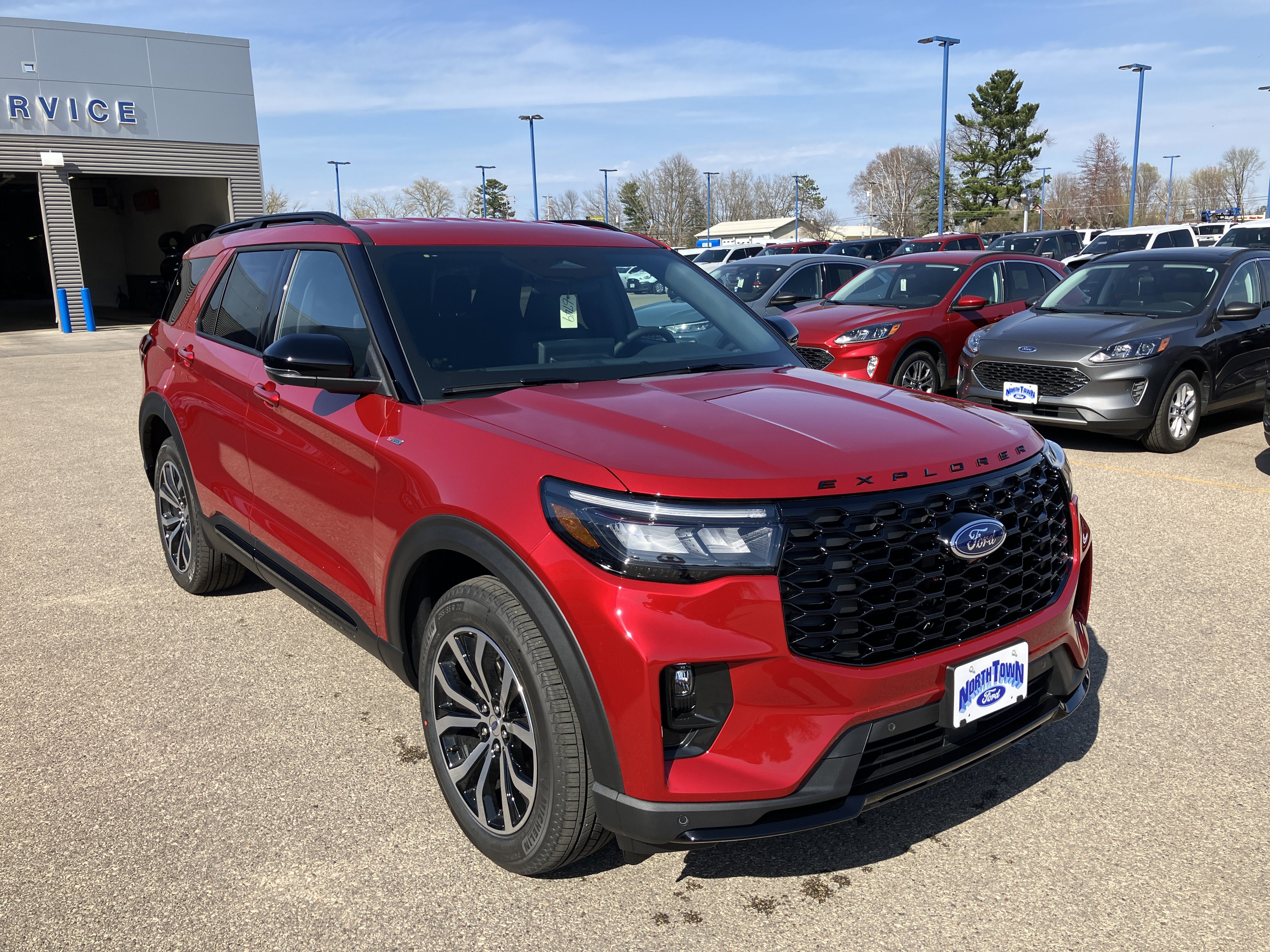 2026 Ford Explorer ST-Line