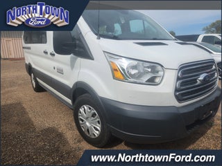 2017 Ford Transit Wagon XLT 10 Psgr