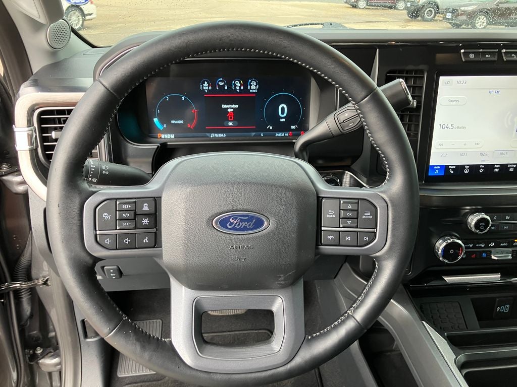 2023 Ford F-250SD Lariat
