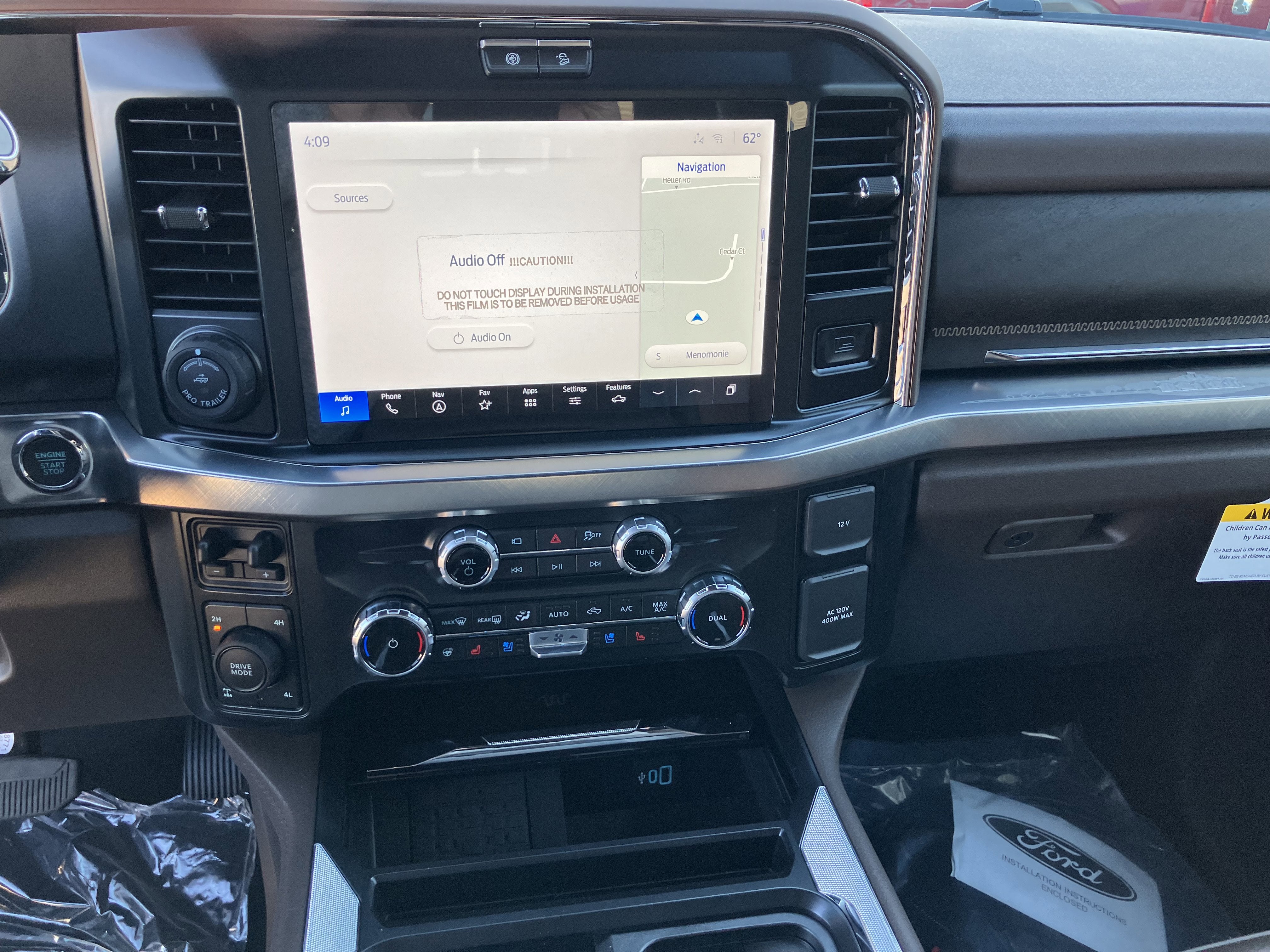 2026 Ford Super Duty F-350 SRW F-350® King Ranch®