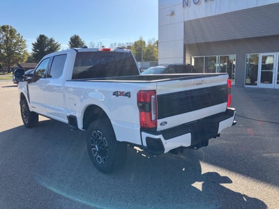 2027 Ford F-350SD Platinum