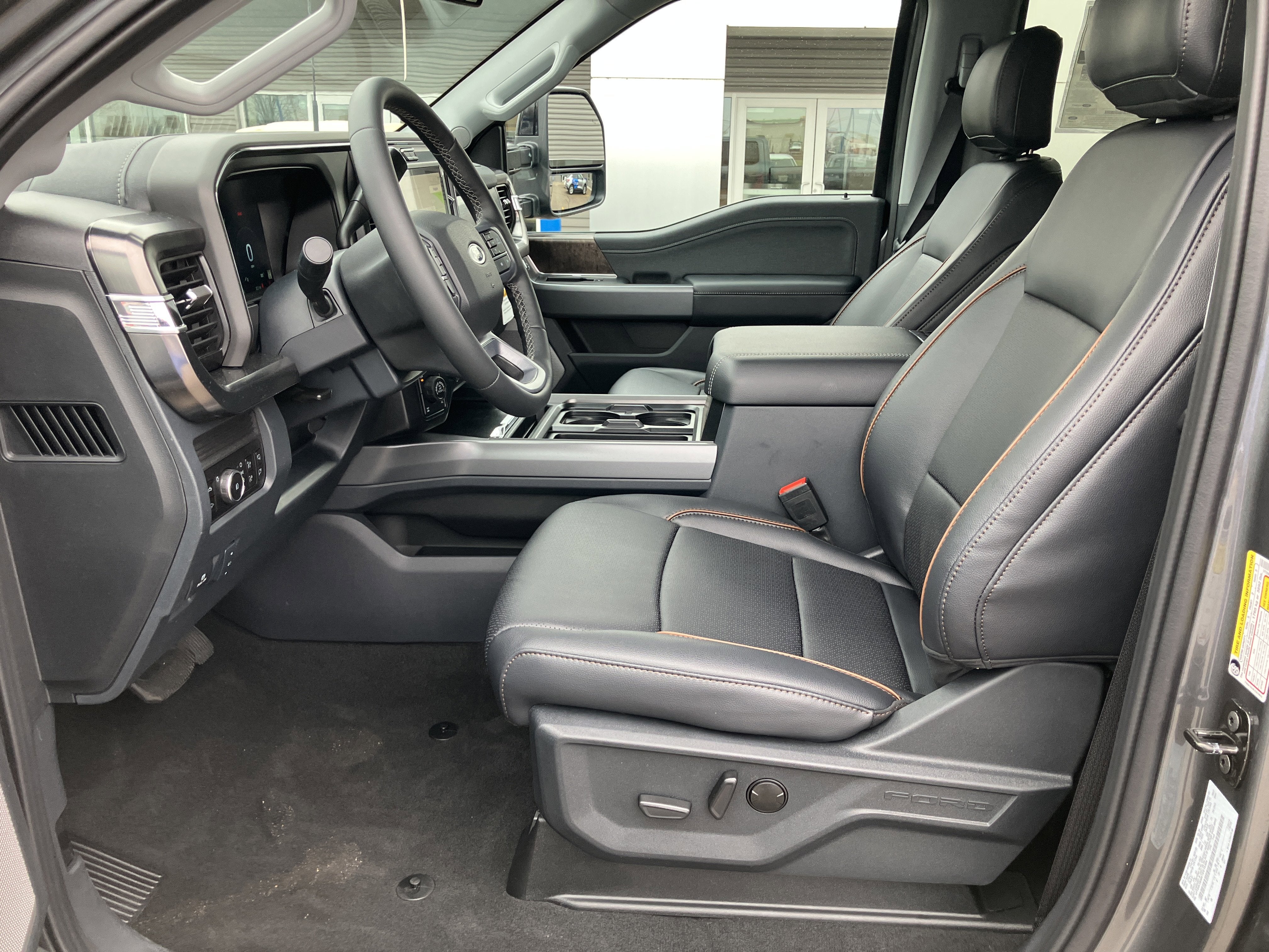 2026 Ford Super Duty F-350 SRW F-350® Lariat®