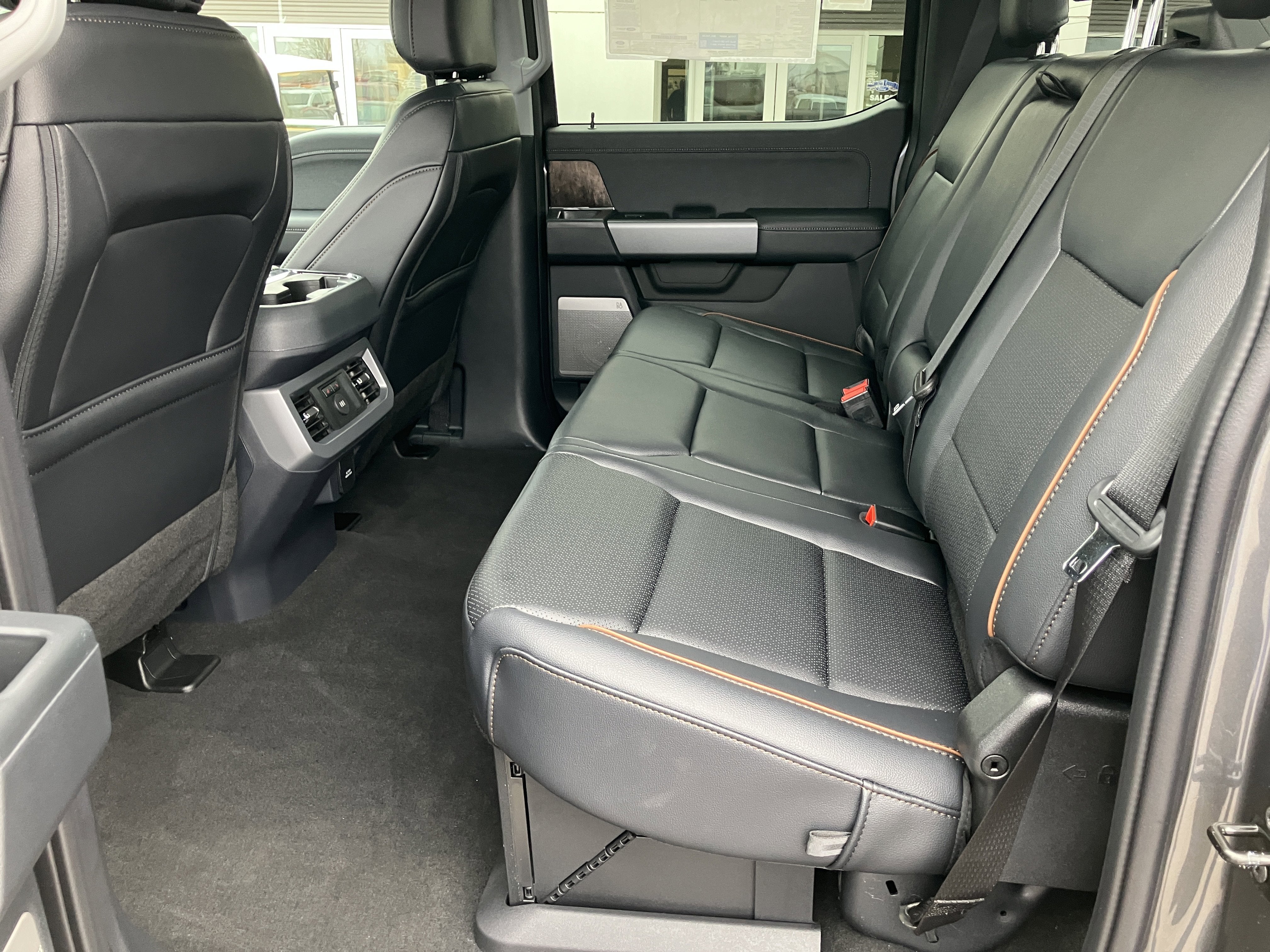 2026 Ford Super Duty F-350 SRW F-350® Lariat®