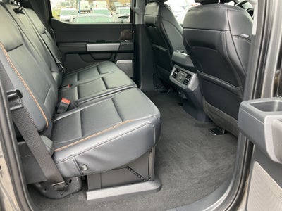 2026 Ford Super Duty F-350 SRW F-350® Lariat®