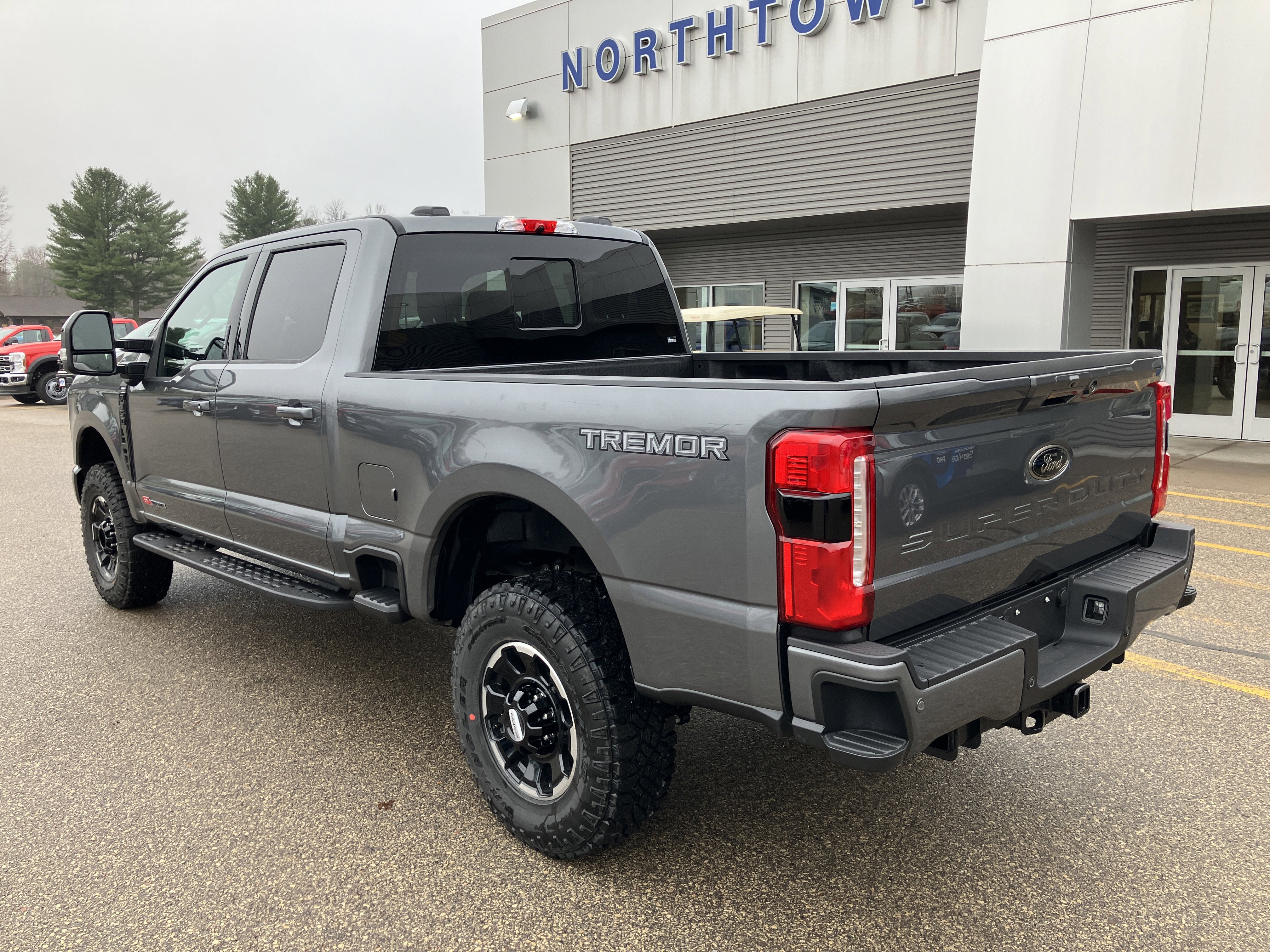 2026 Ford Super Duty F-350 SRW F-350® Lariat®