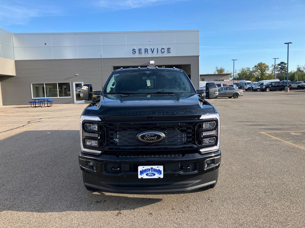 2026 Ford F-350SD Lariat