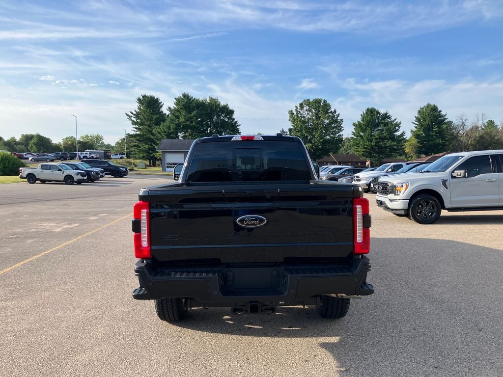 2026 Ford F-350SD Lariat