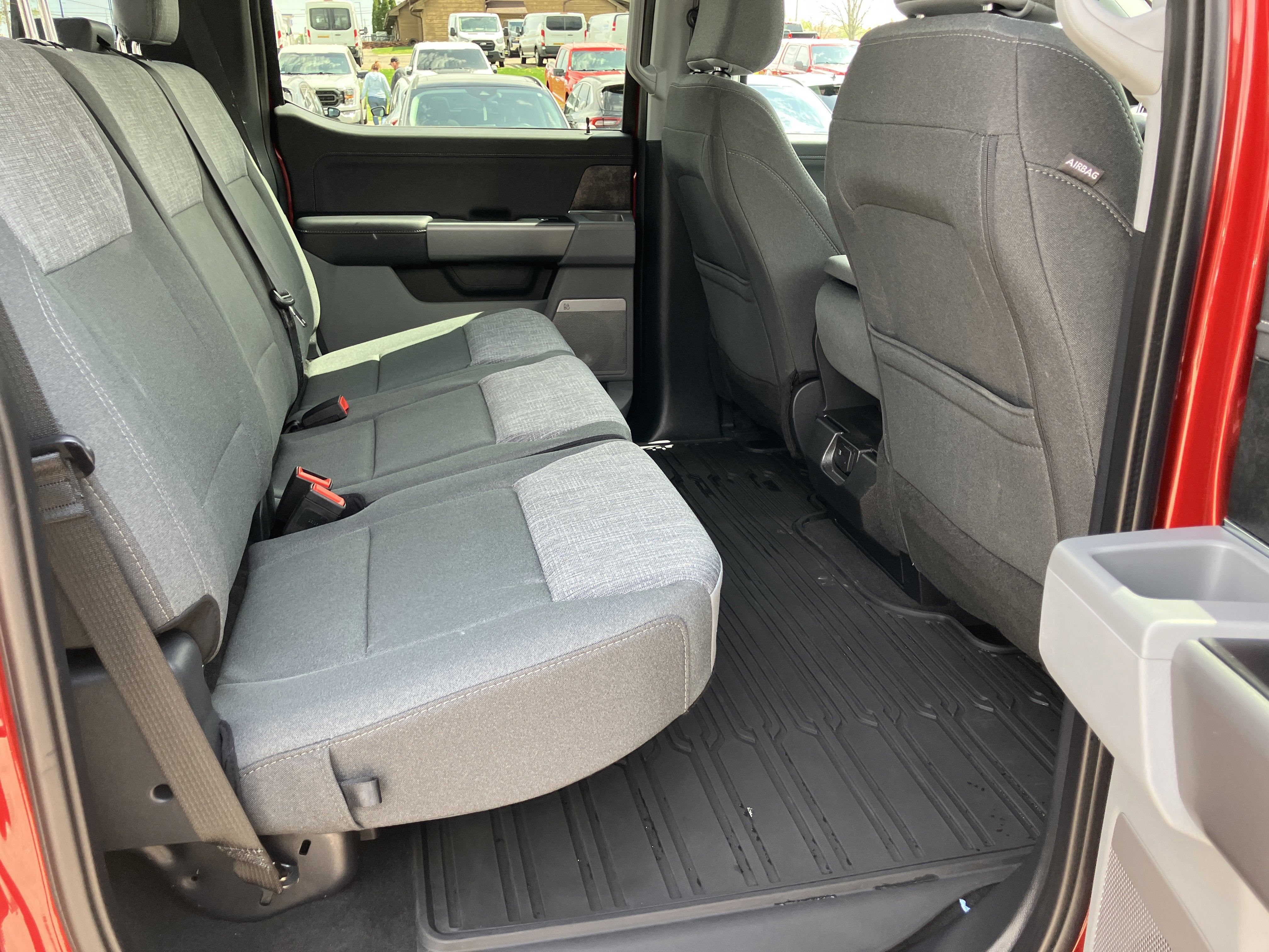 2025 Ford Super Duty F-350 SRW XLT