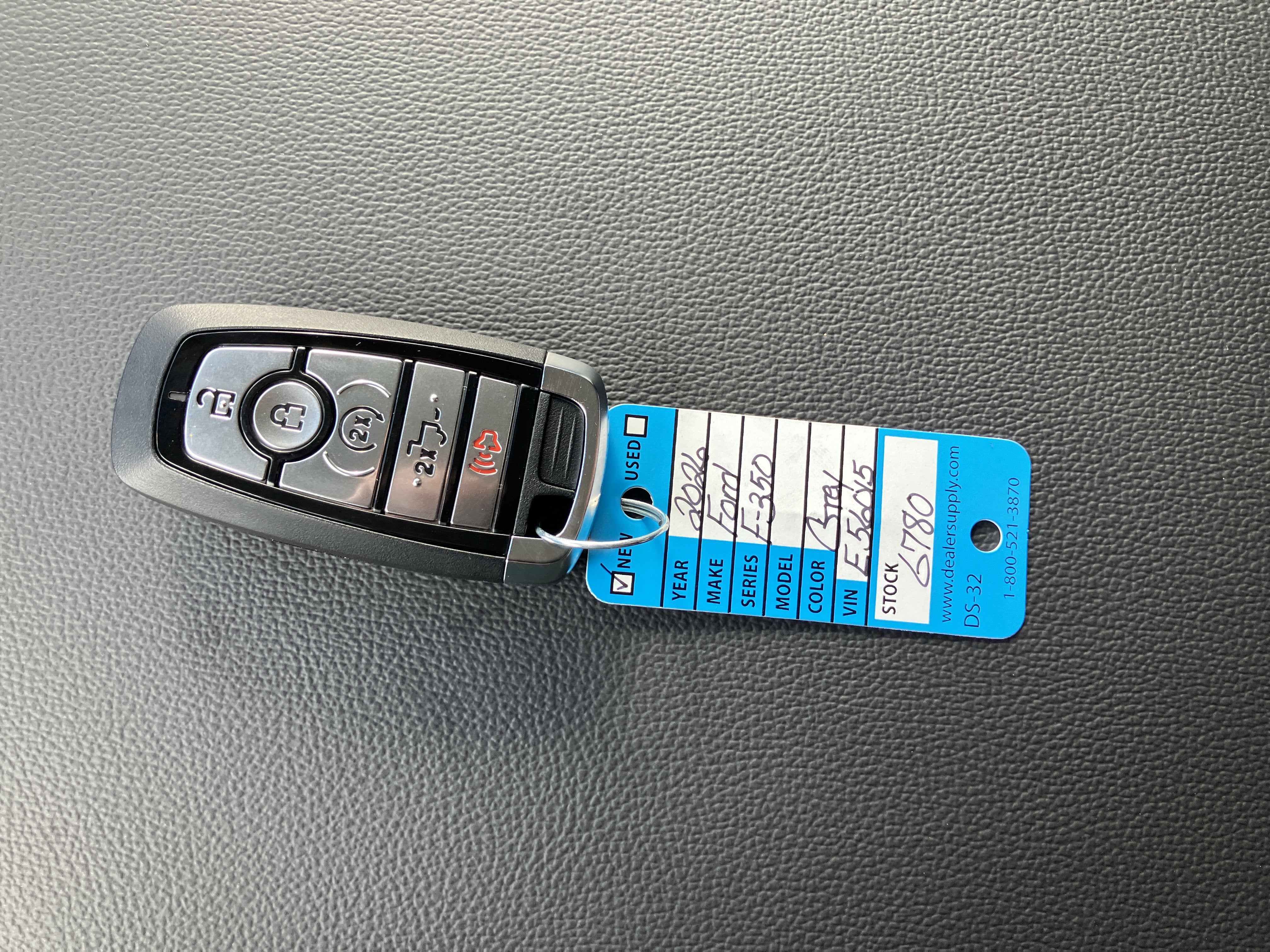 2026 Ford Super Duty F-350 SRW F-350® Lariat®