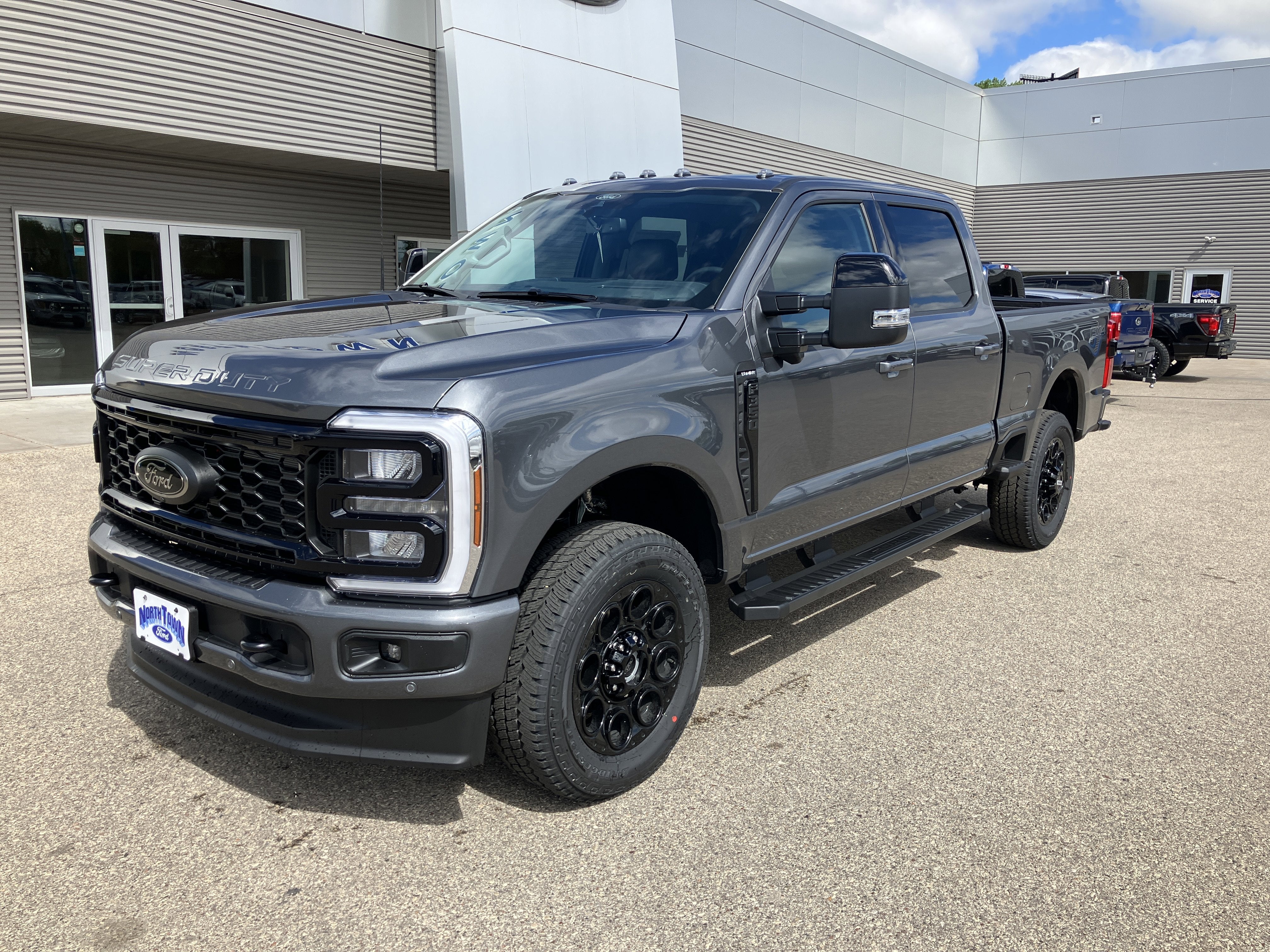 2026 Ford Super Duty F-350 SRW F-350® Lariat®