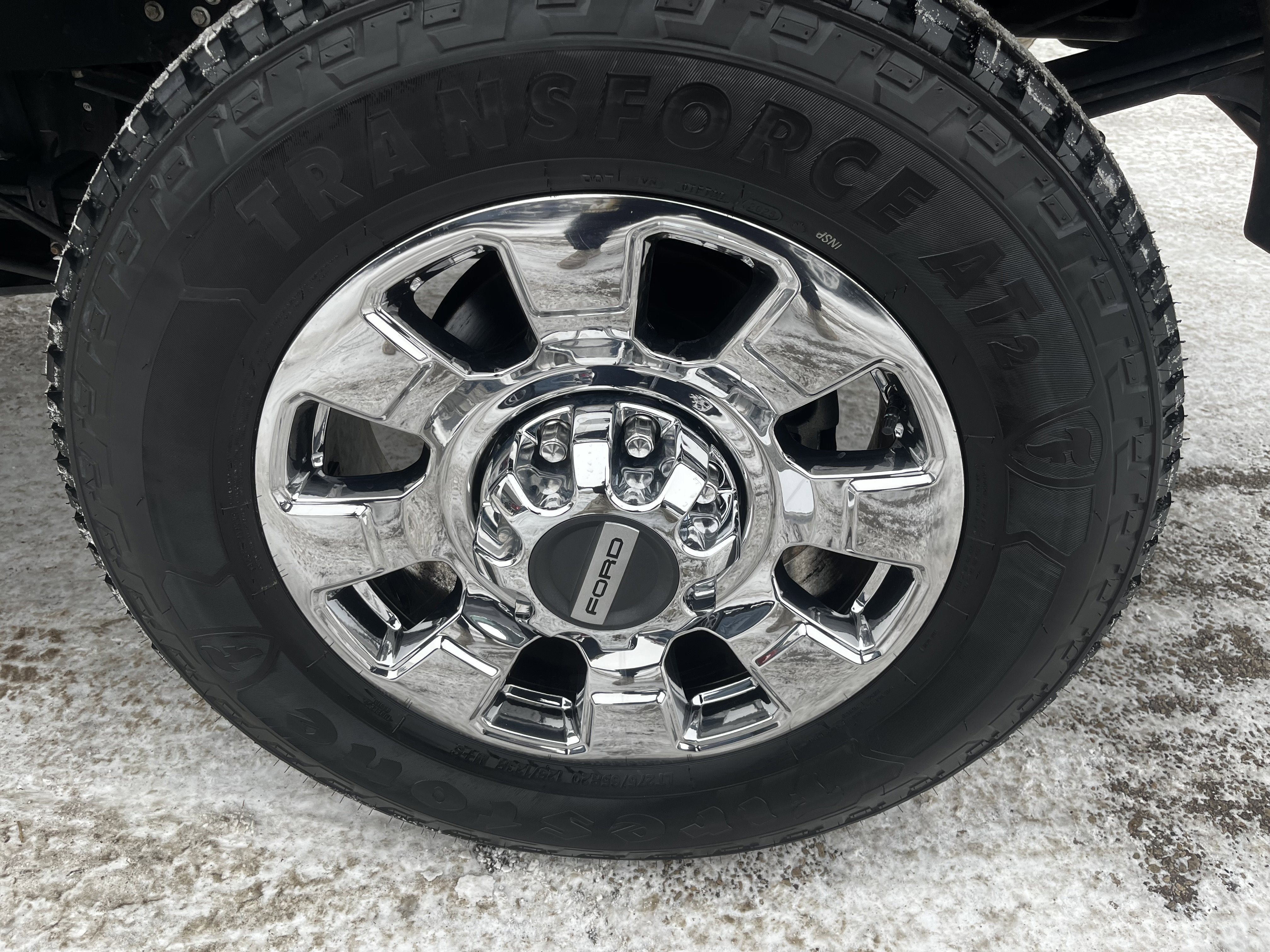 2022 Ford Super Duty F-350 SRW LARIAT