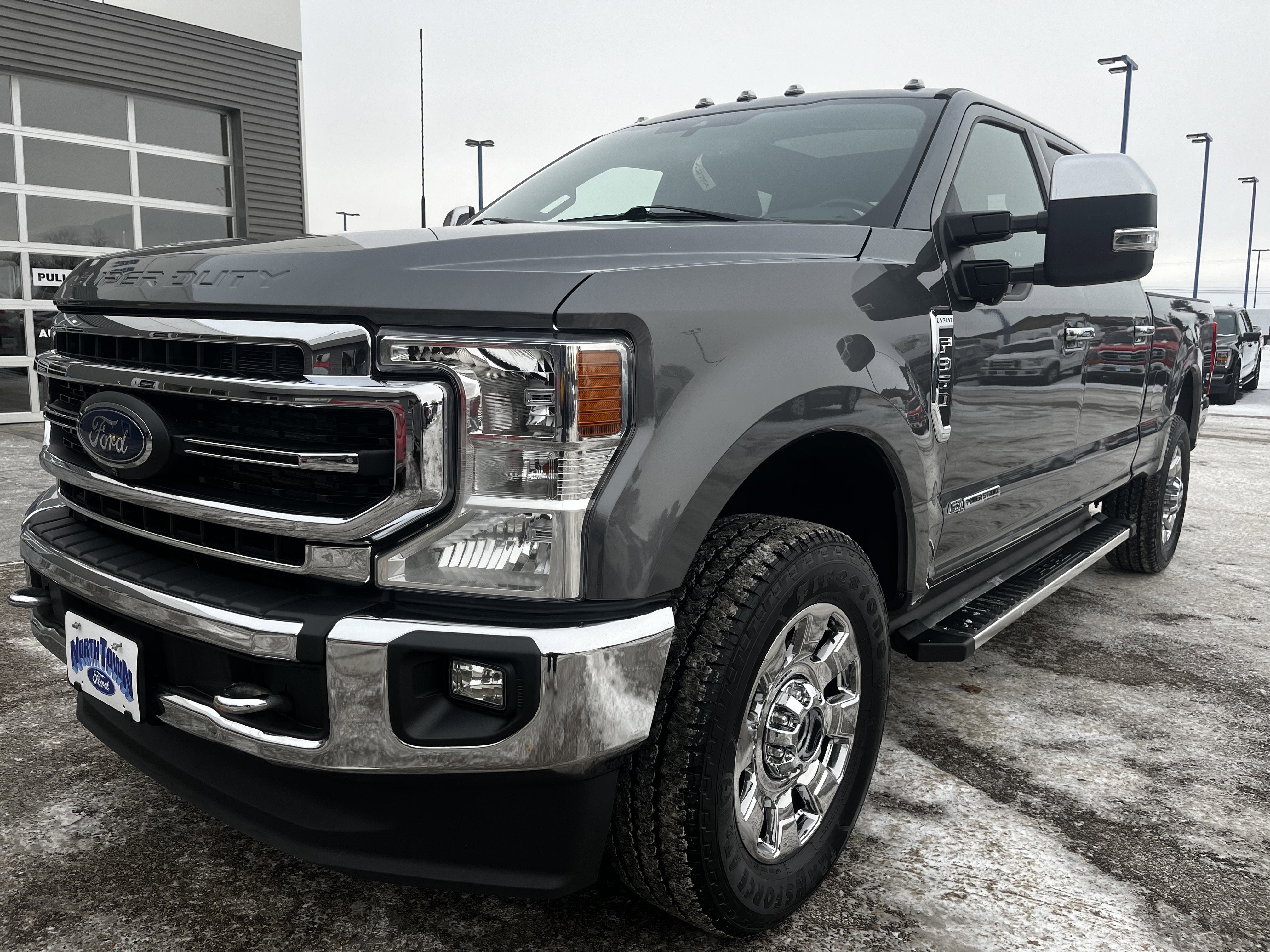 2022 Ford Super Duty F-350 SRW LARIAT