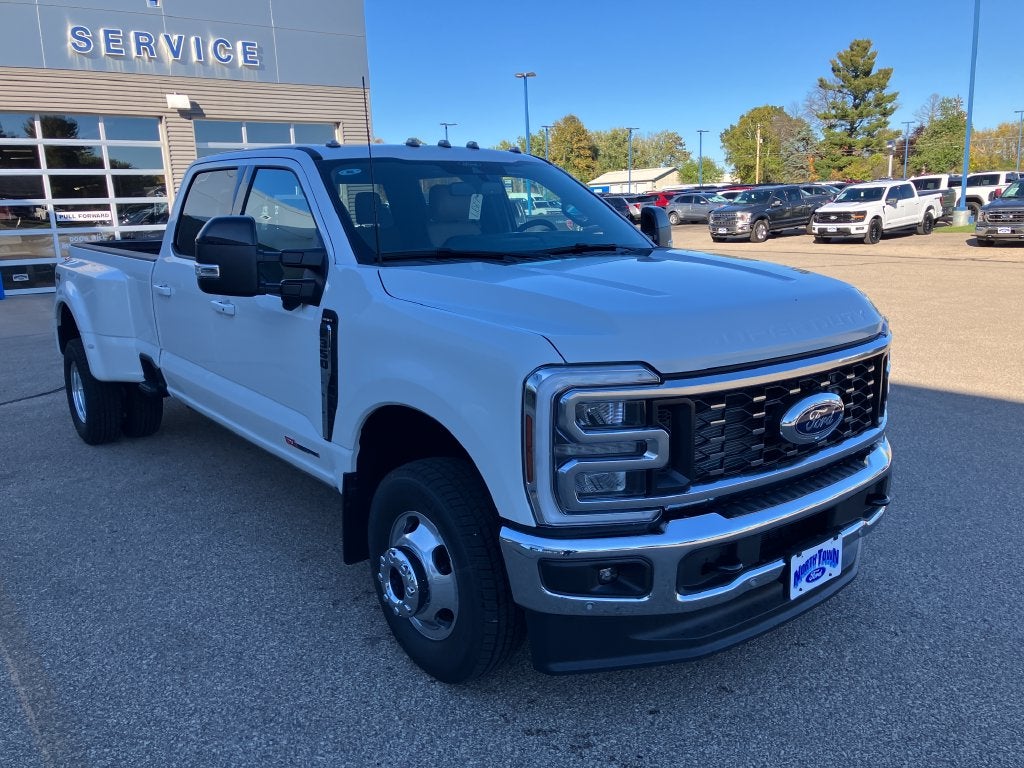 2026 Ford F-350SD Lariat DRW