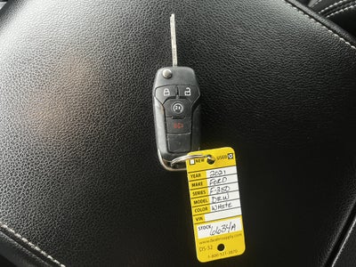 2021 Ford Super Duty F-350 DRW LARIAT