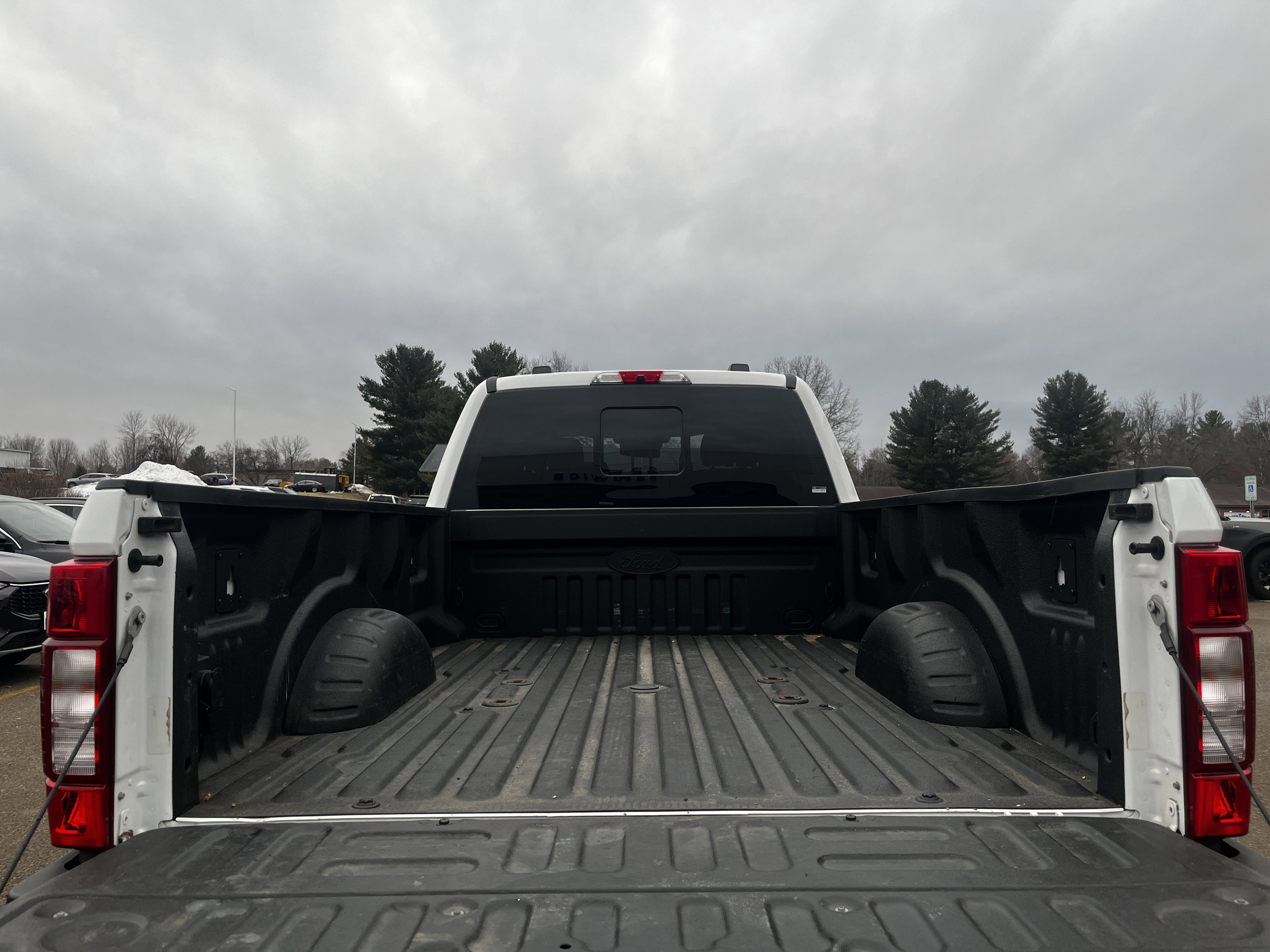 2021 Ford Super Duty F-350 DRW LARIAT