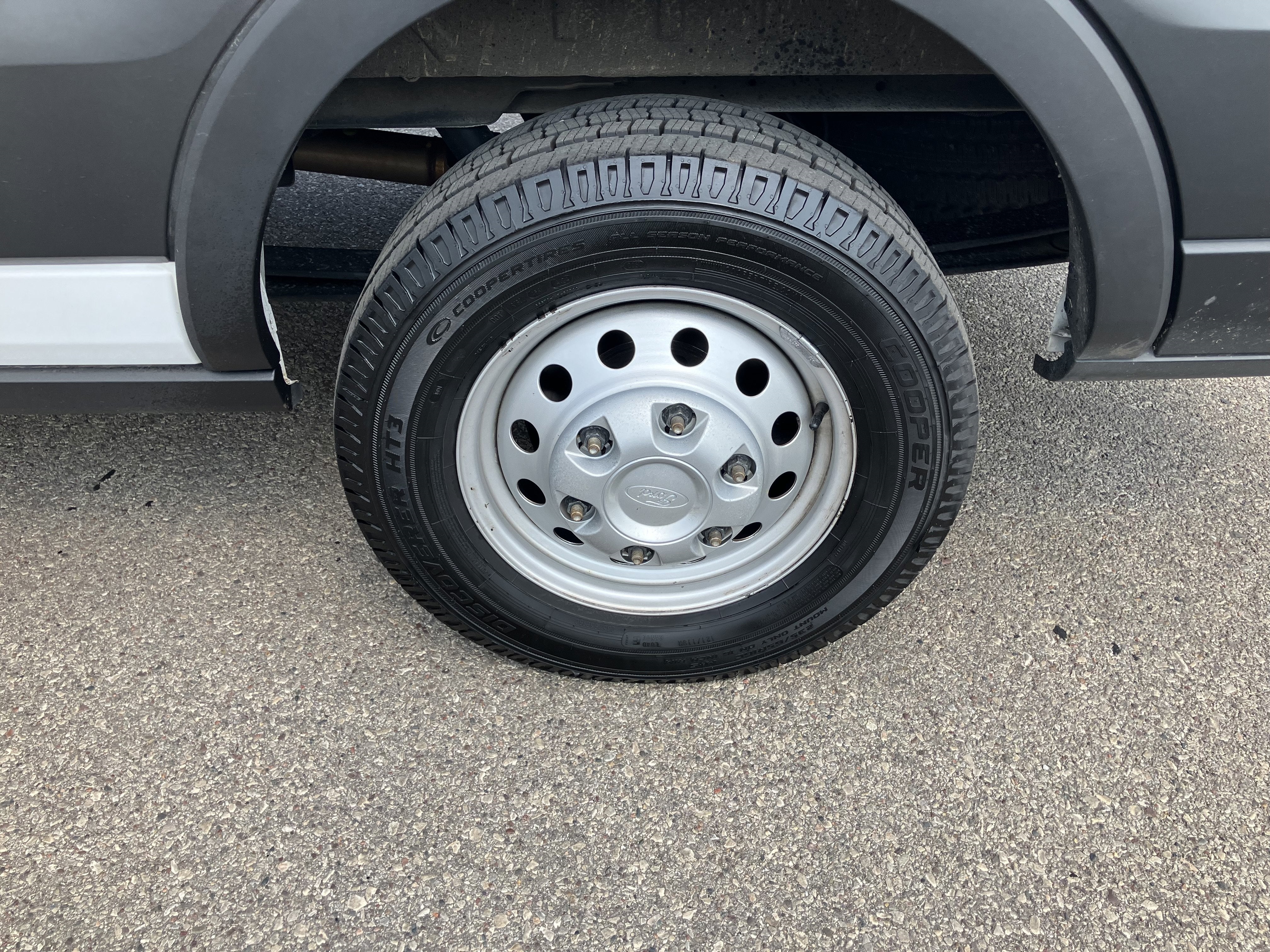 2023 Ford Transit 350 AWD T-350 148" Med Rf 9500 GVWR AWD