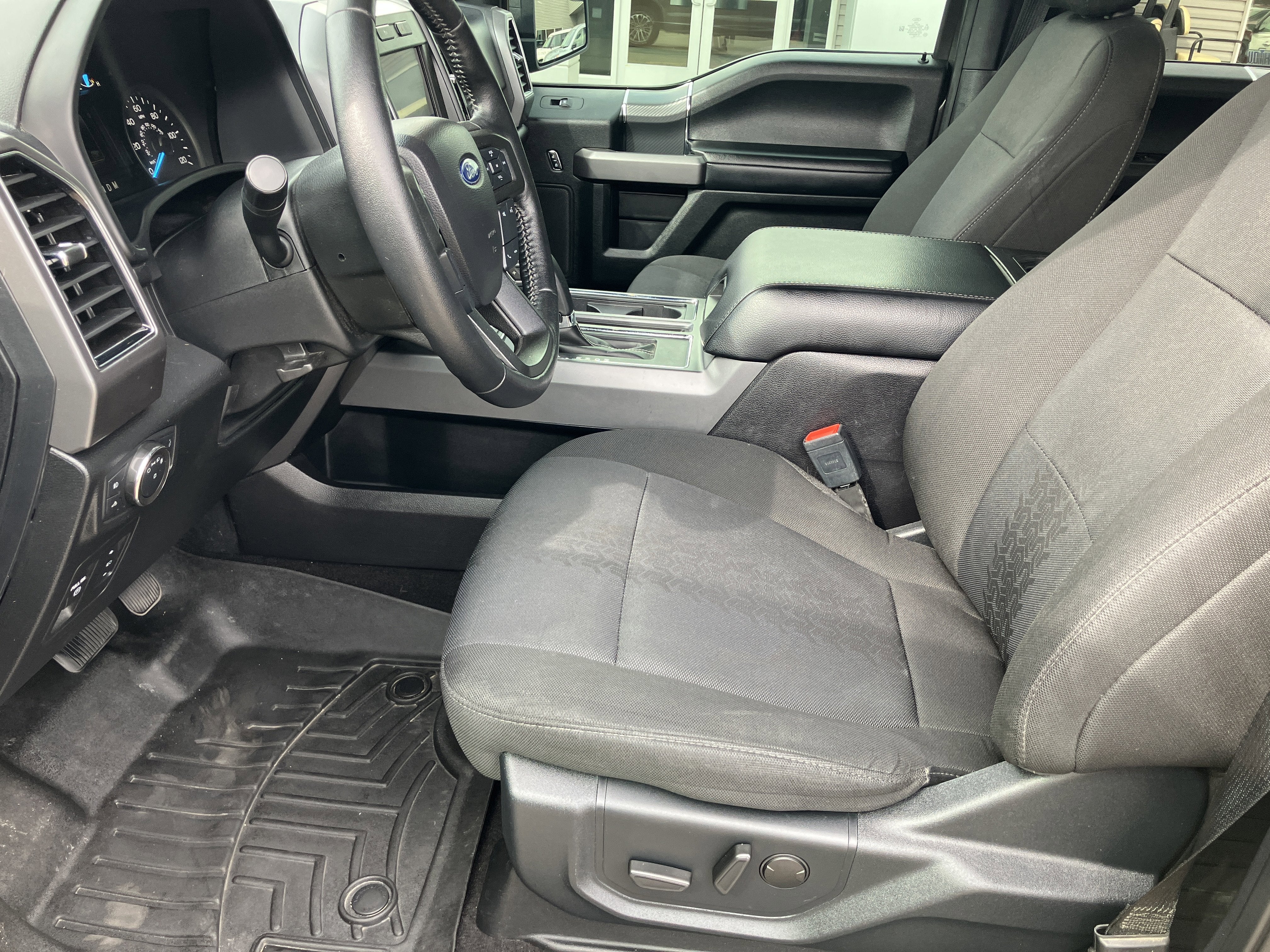 2020 Ford F-150 XLT SPORT