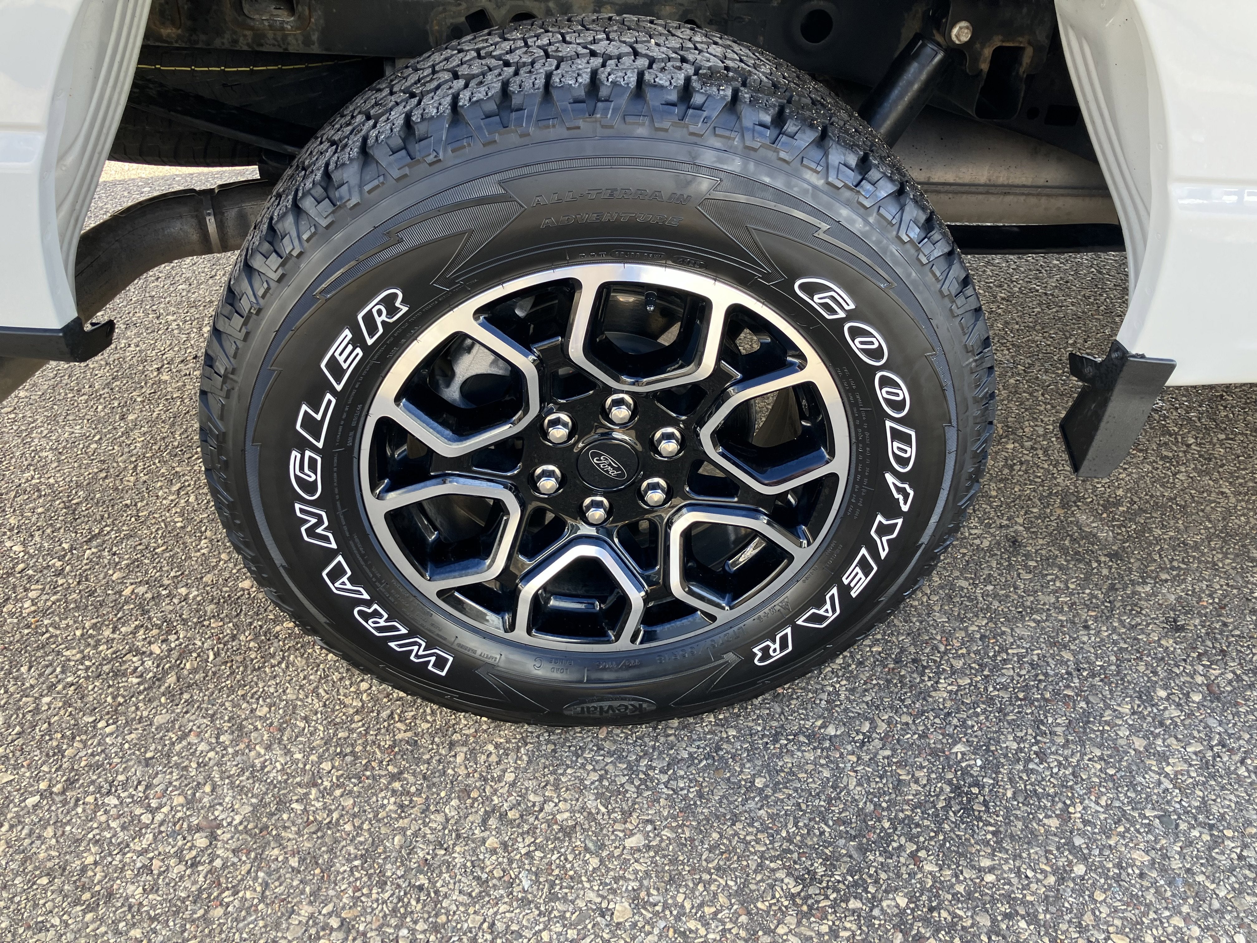 2023 Ford F-150 XLT XLT