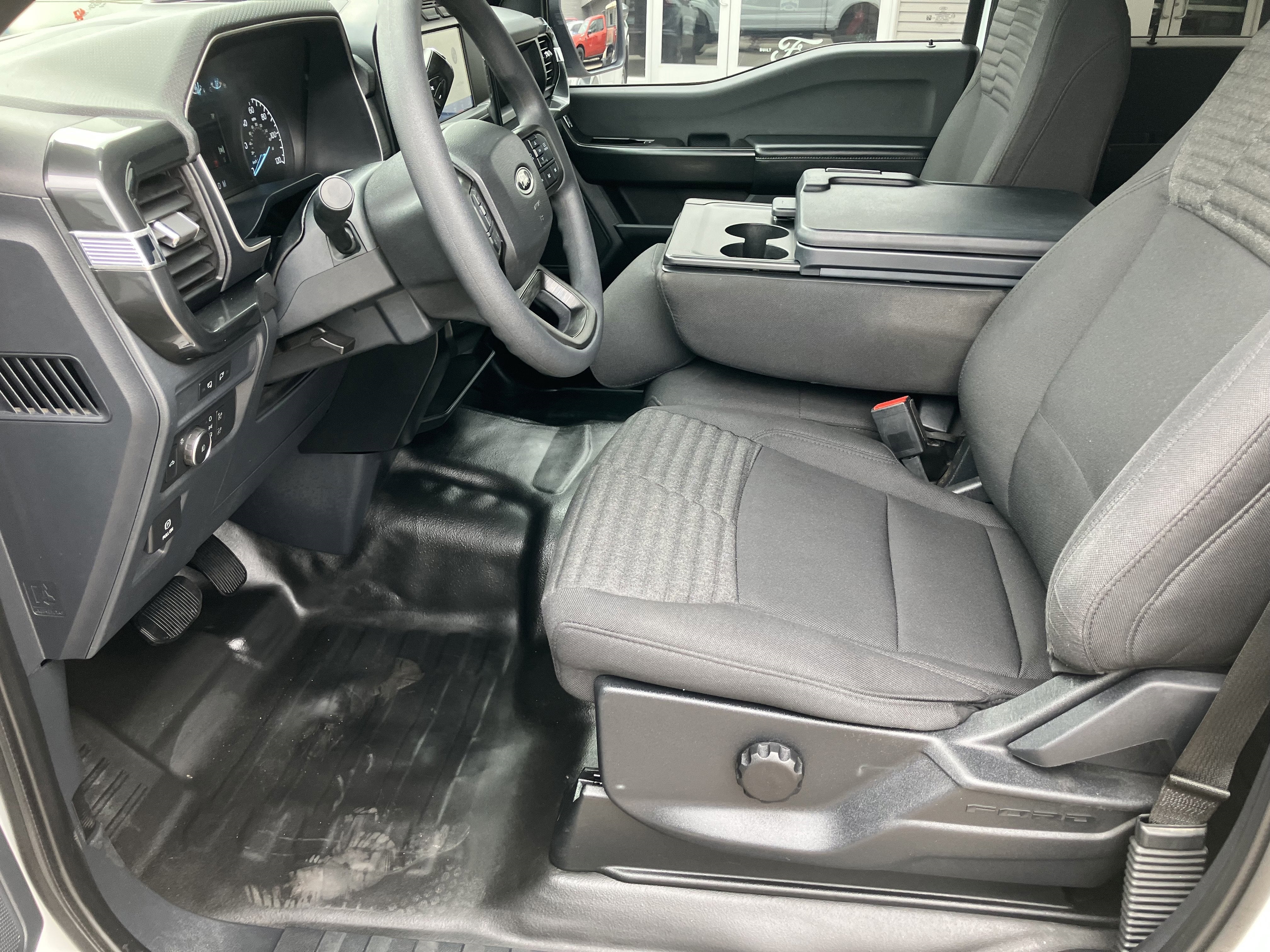 2022 Ford F-150 STX Appearance