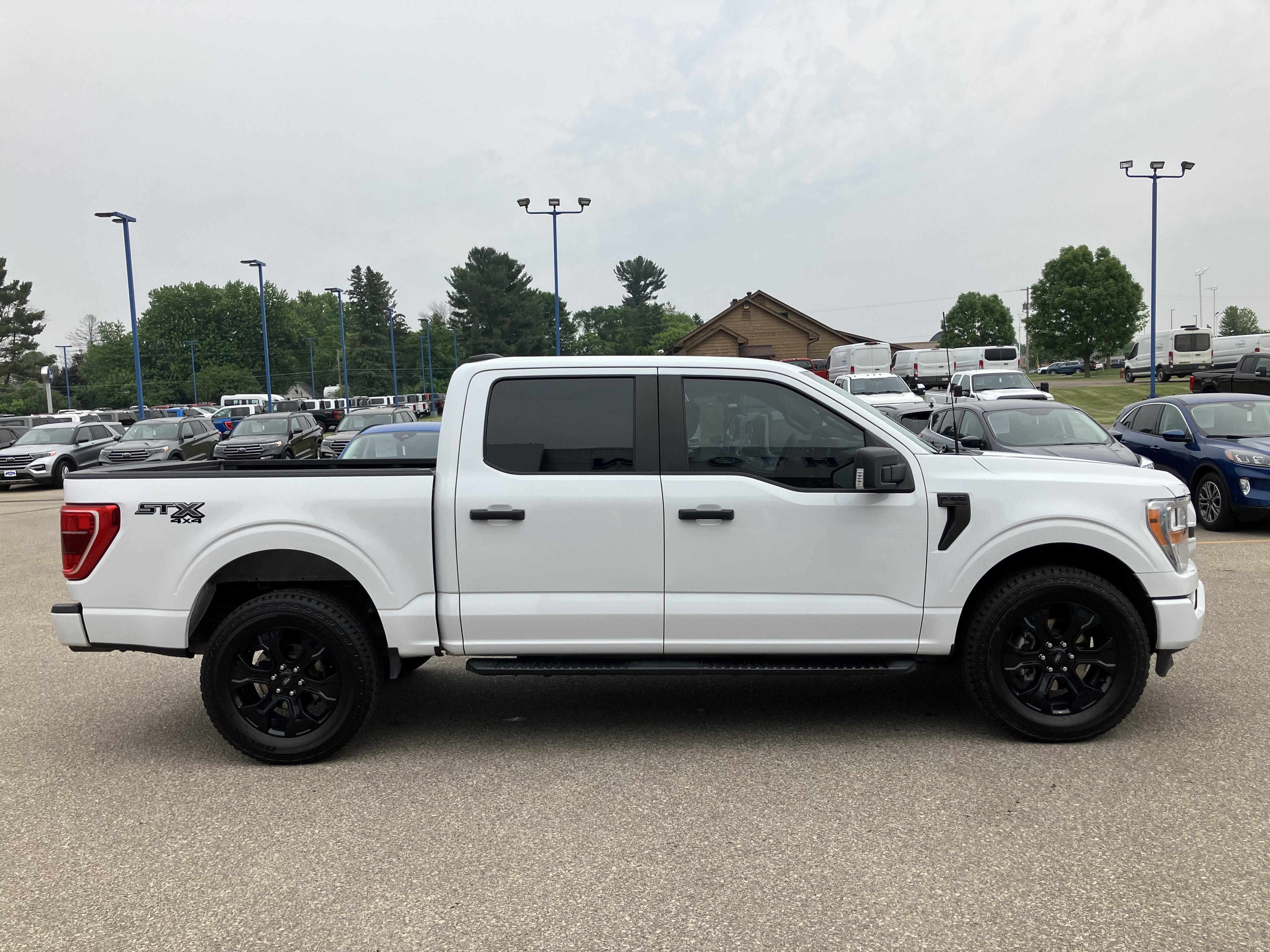 2022 Ford F-150 STX Appearance