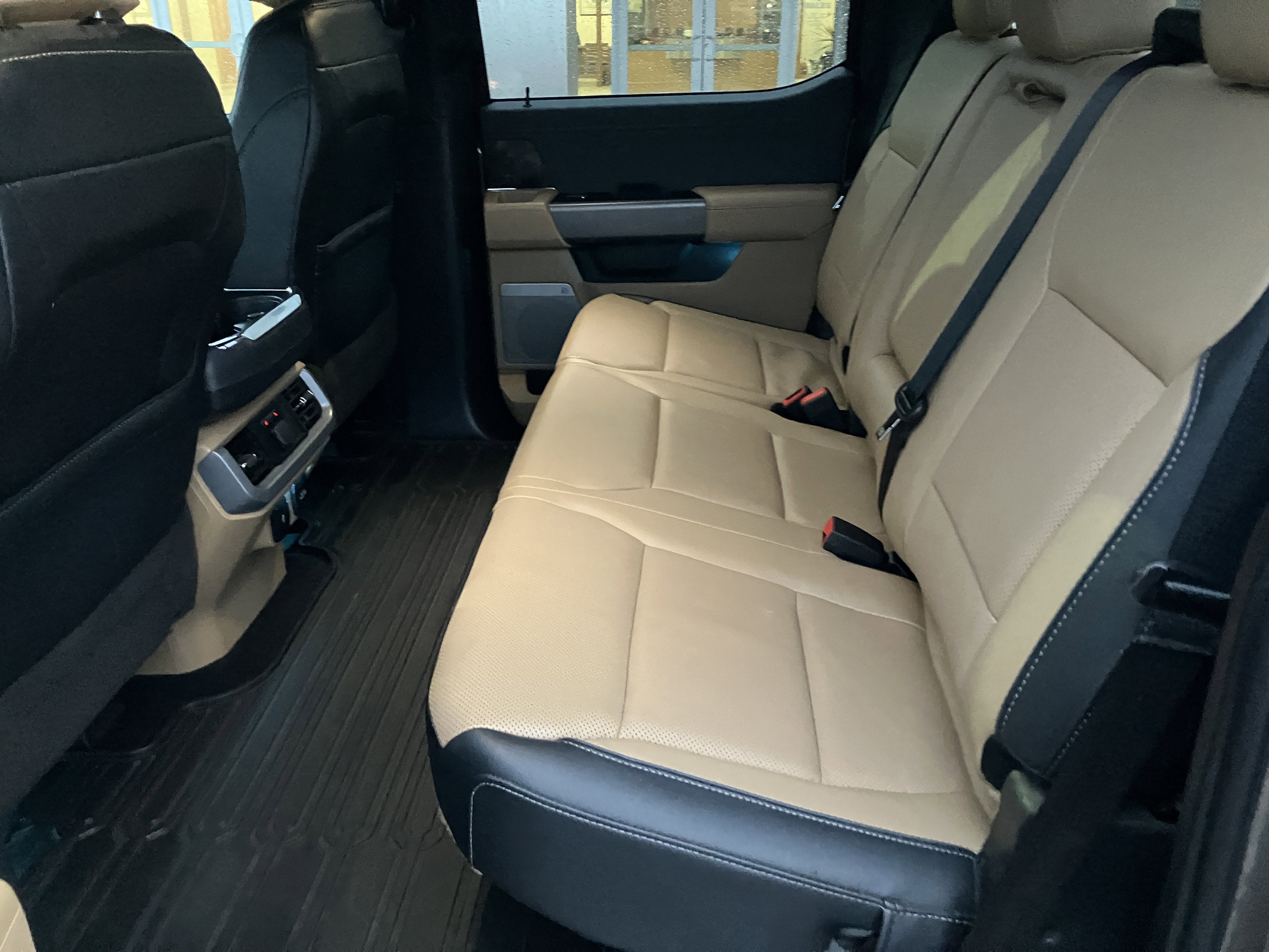 2023 Ford F-150 Lariat LARIAT